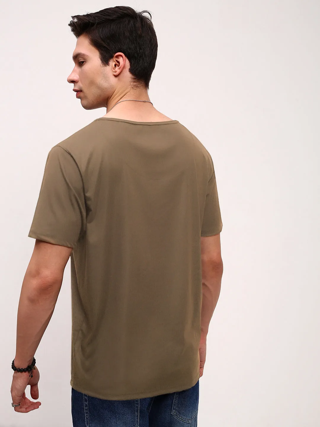 Collared City Staple Men's Khaki Round Neck Slim Fit T-Shirt
