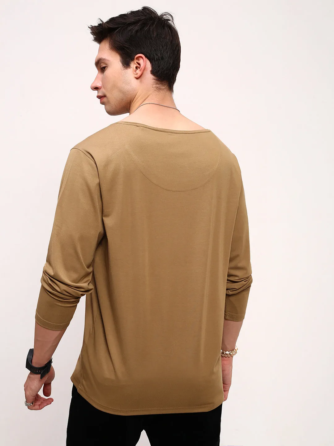 Trendy Vibes Minimalist Style Men's Khaki Solid T-Shirt