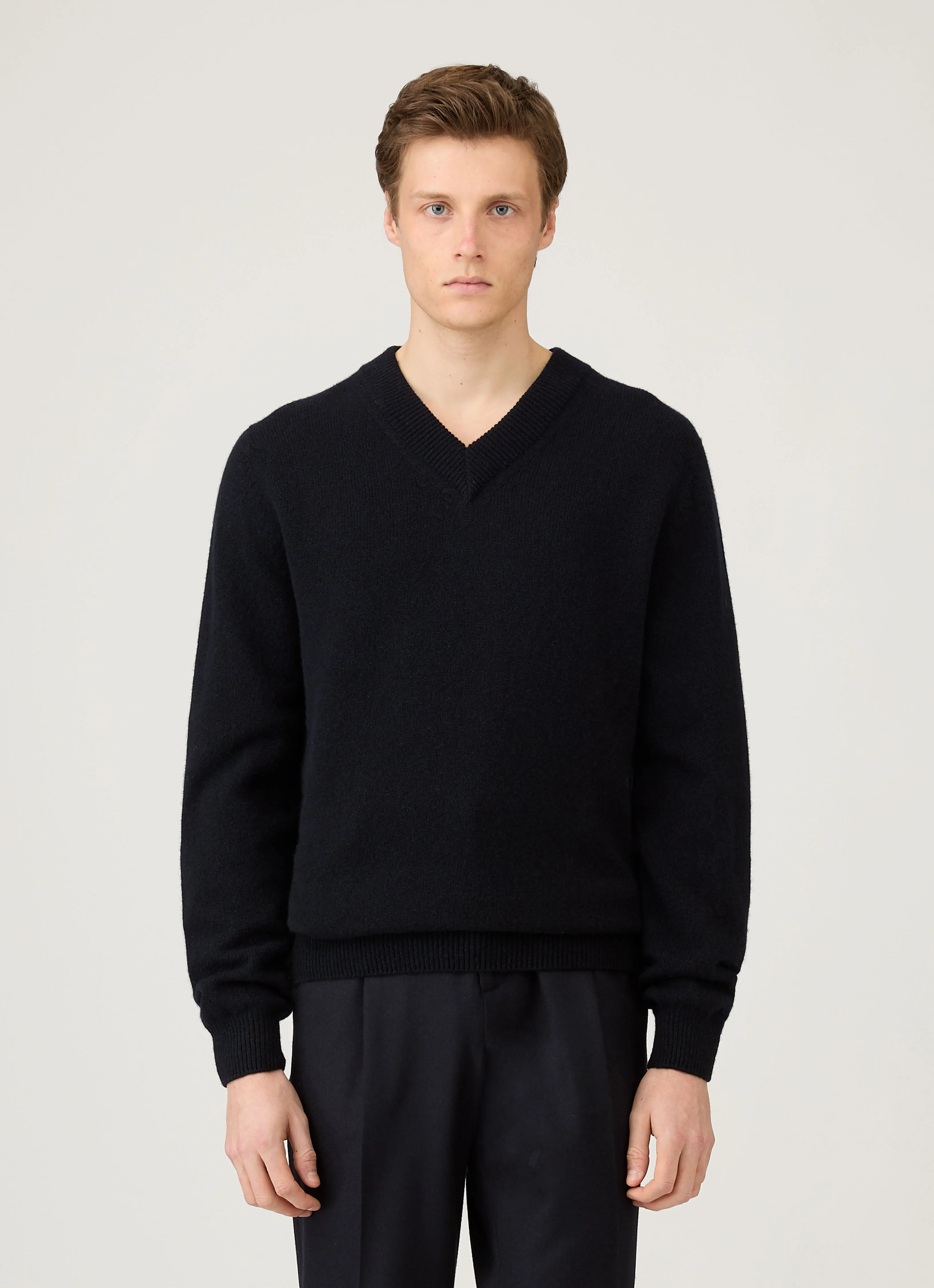 Smooth zipper closure Lightweight Layer Men's Lambswool V-neck Jumper in Dark Navy Mouline
