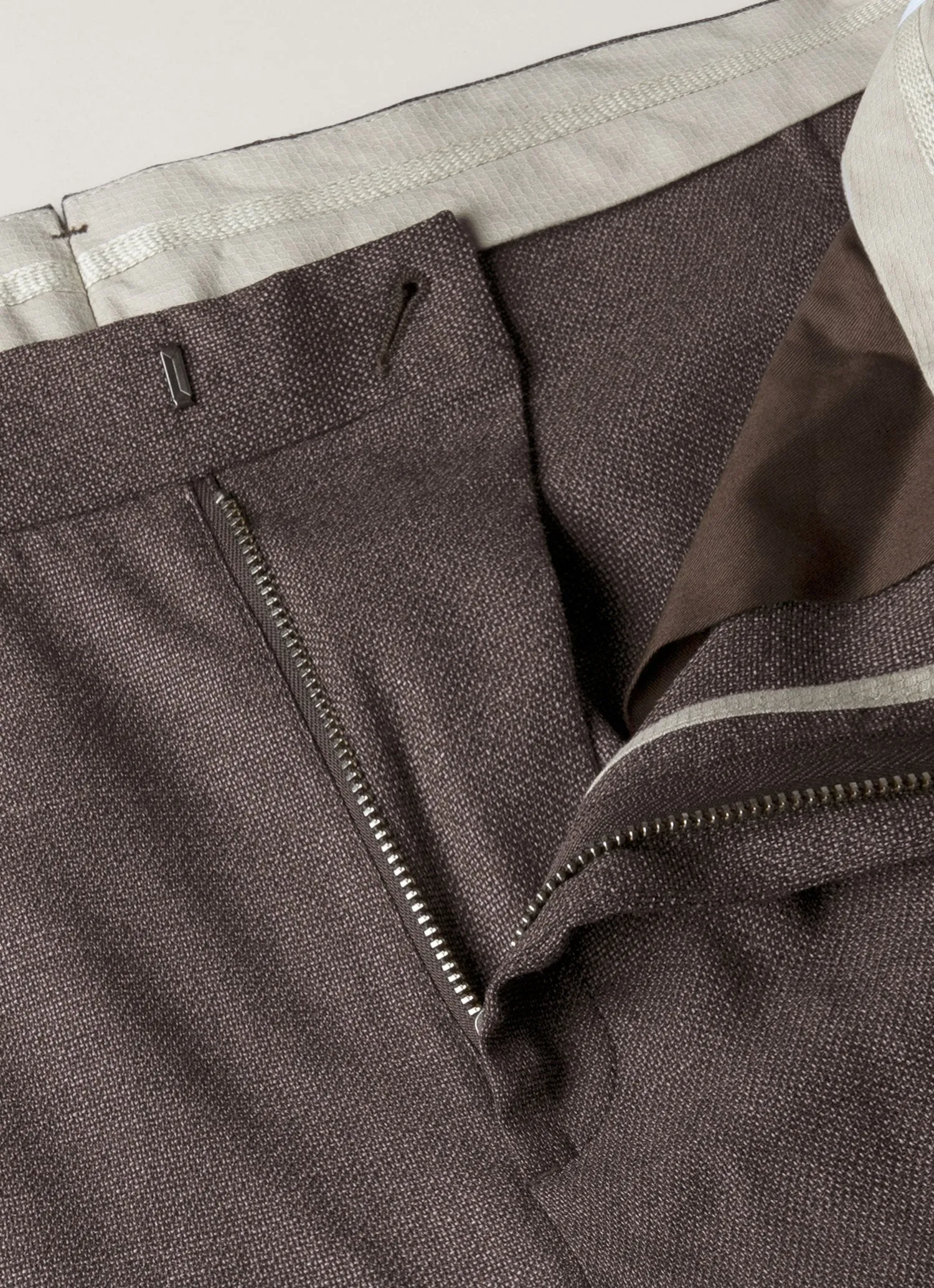 WindResistantMaterial Men's Lightweight Travel Wool Trouser in Light Coffee Melange