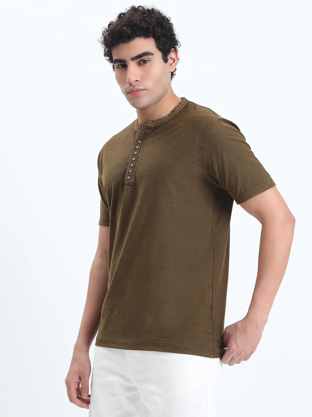 Flexible Outerwear Men's Olive Henley Collar Regular Fit T-Shirt