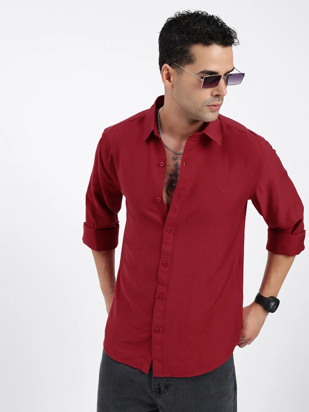Men's Red Standard Spread Collar Solid Cotton Casual Shirt Trendy Trousers