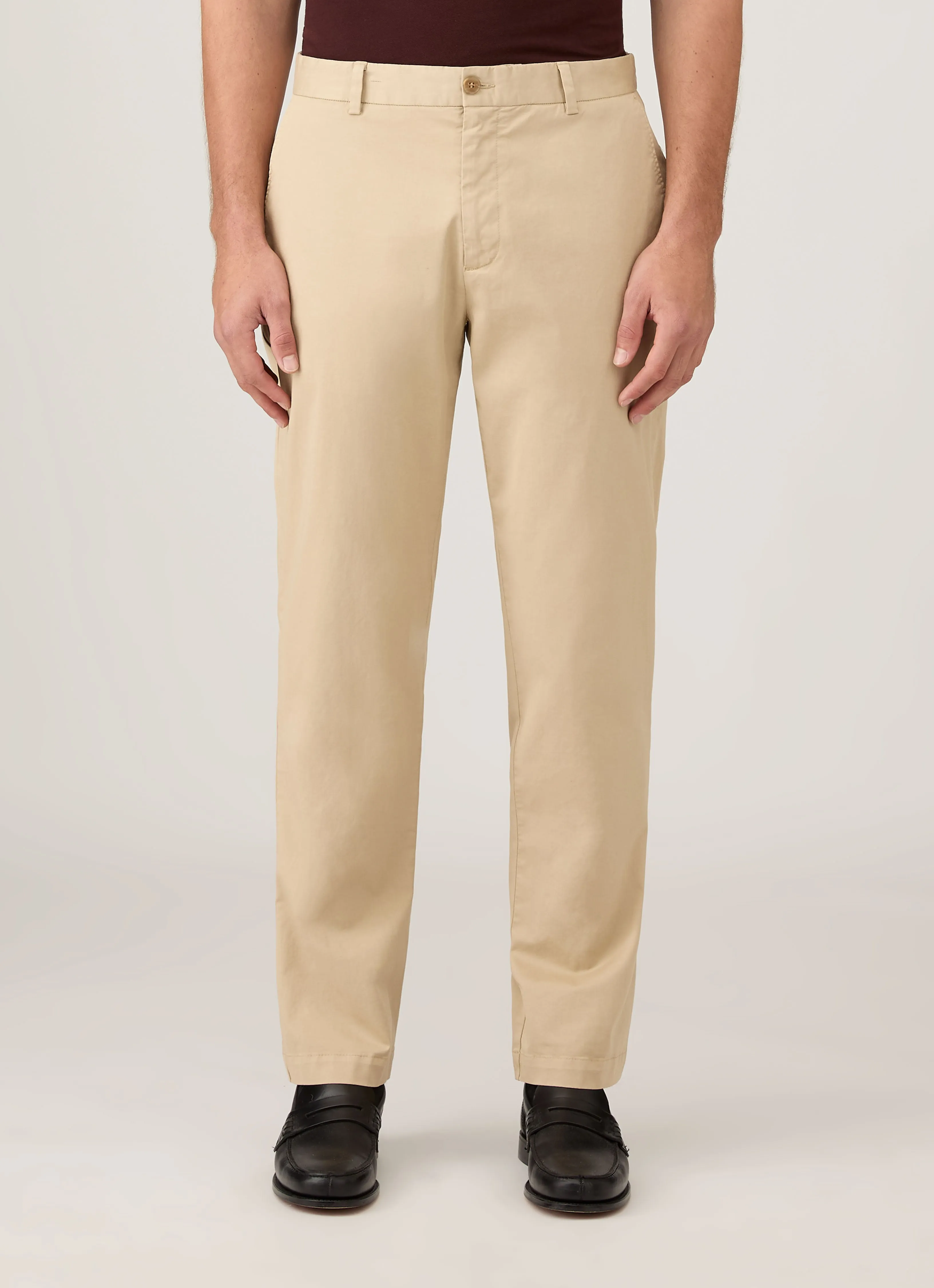 Non Restrictive Cut Men's Regular Fit Chino in Light Stone