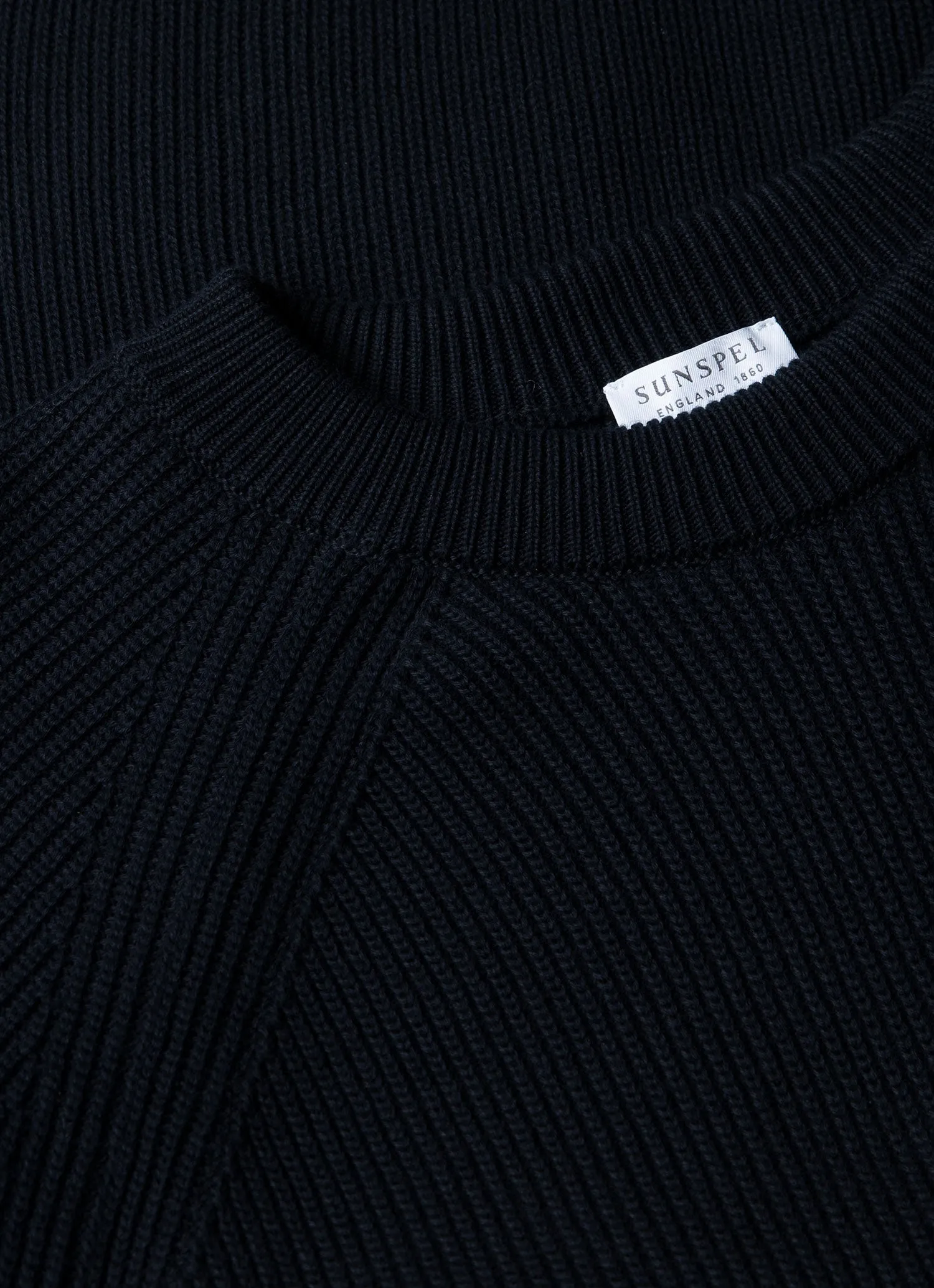 Stylish Staple LowImpact Knitting Men's Ribbed Jumper in Navy