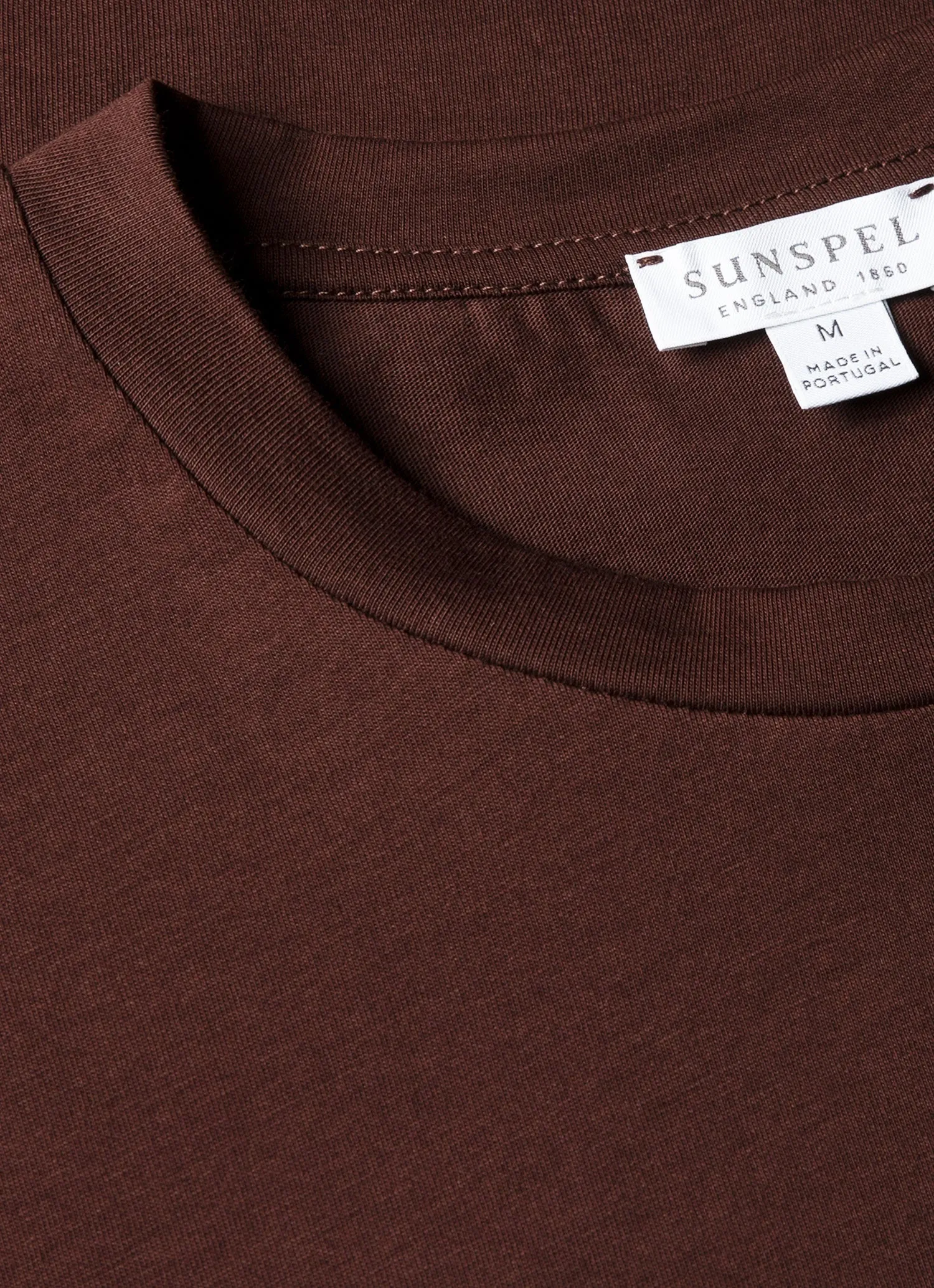 Comfortable Layer Men's Riviera Midweight T-shirt in Bakelite