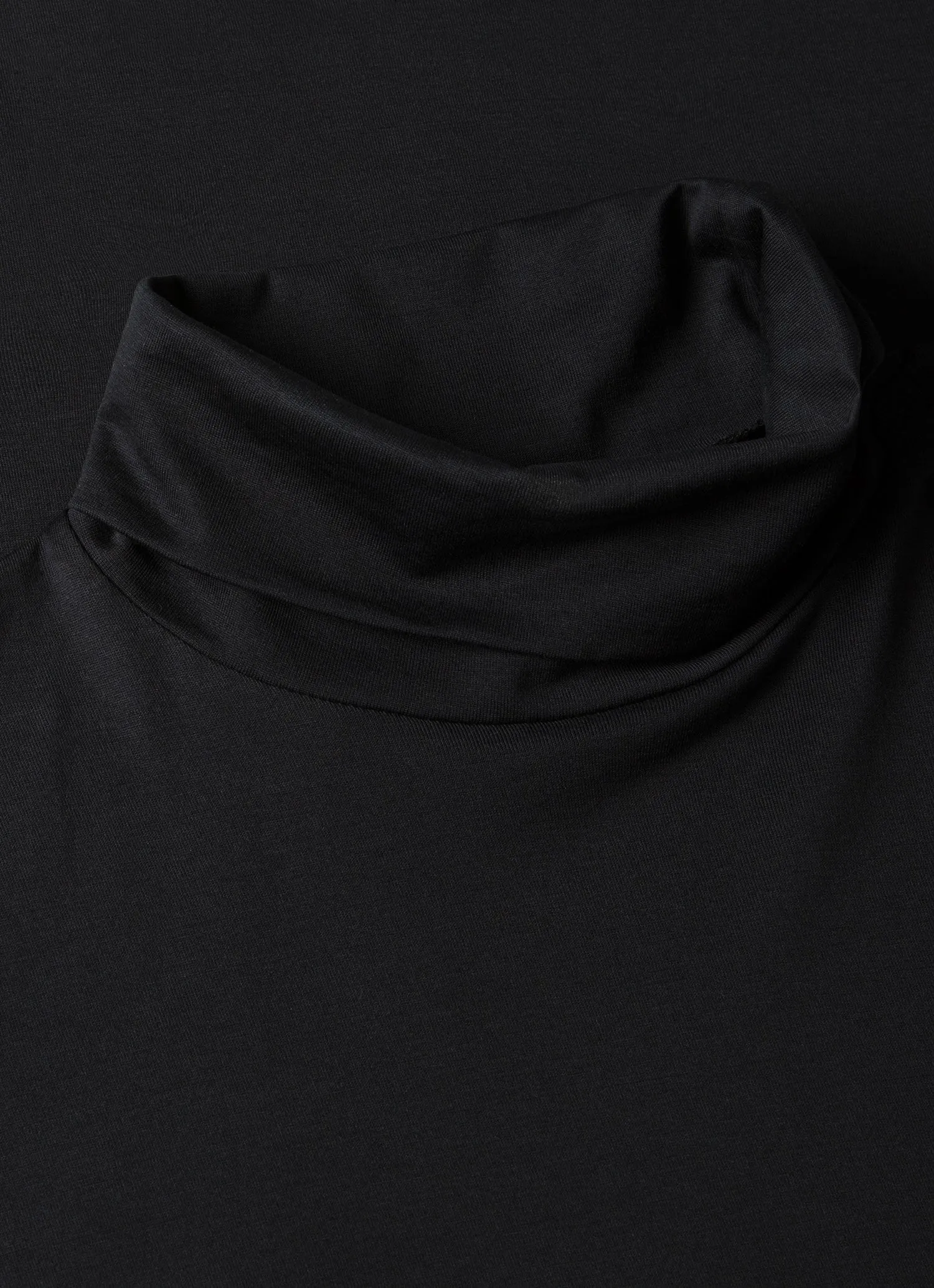 Men's Roll Neck Heavyweight T-shirt in Black Sporty Comfort Fit