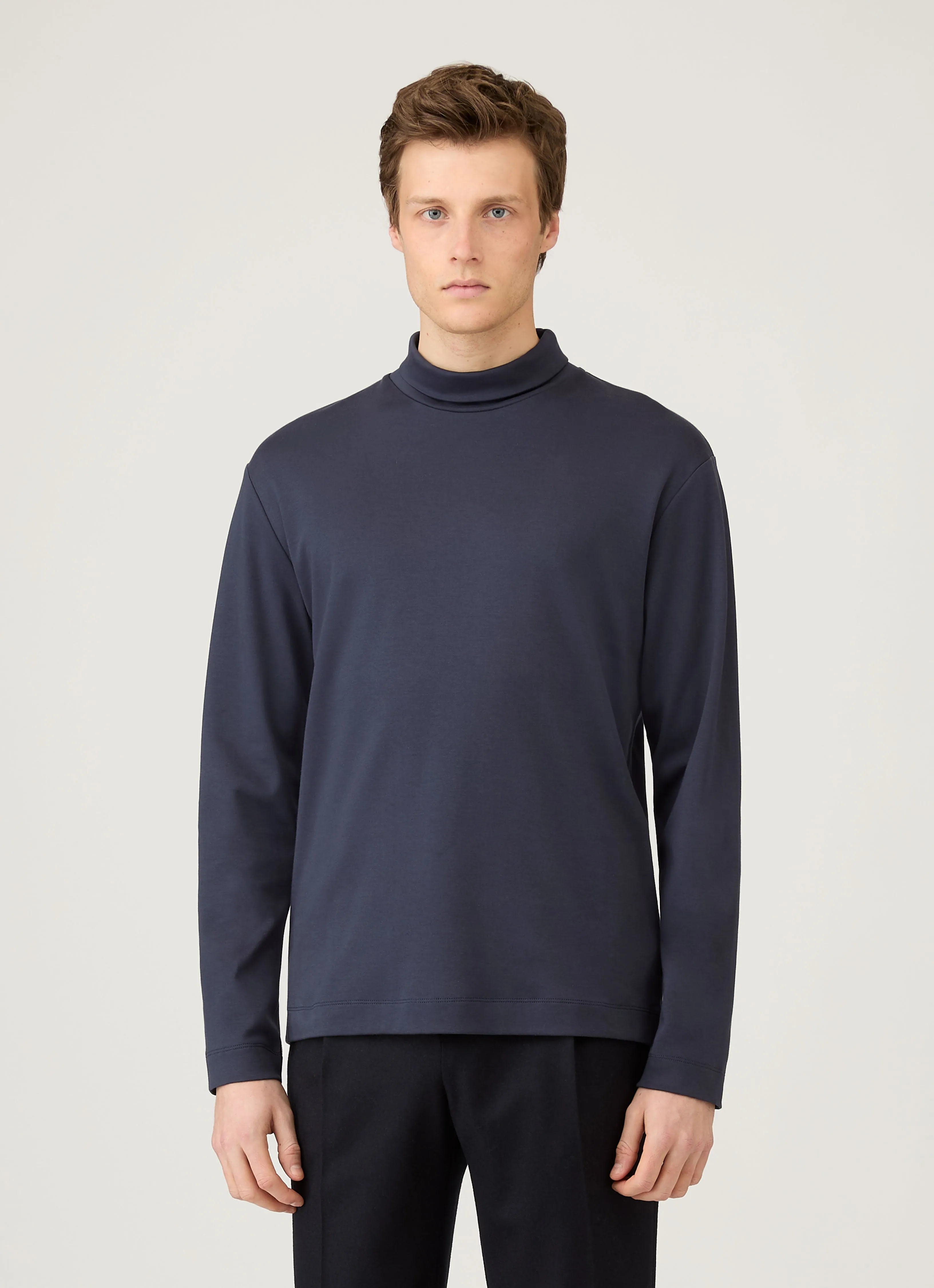 Versatile Comfort Men's Roll Neck Heavyweight T-shirt in Navy