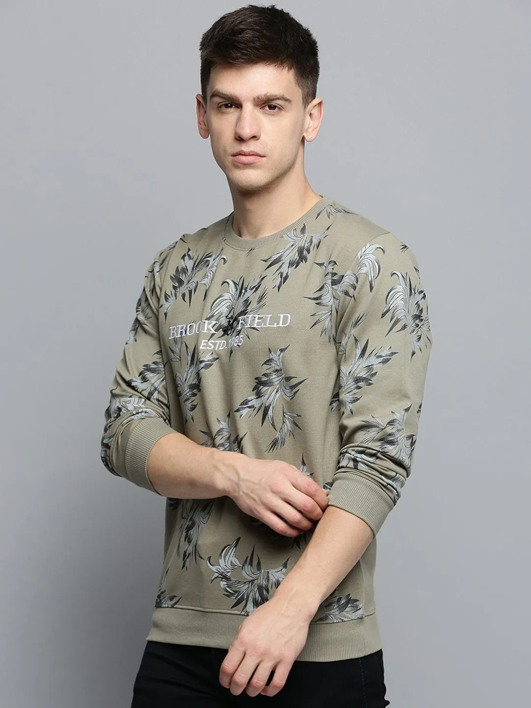 product group cooperation Men's Round Neck Printed Olive Pullover