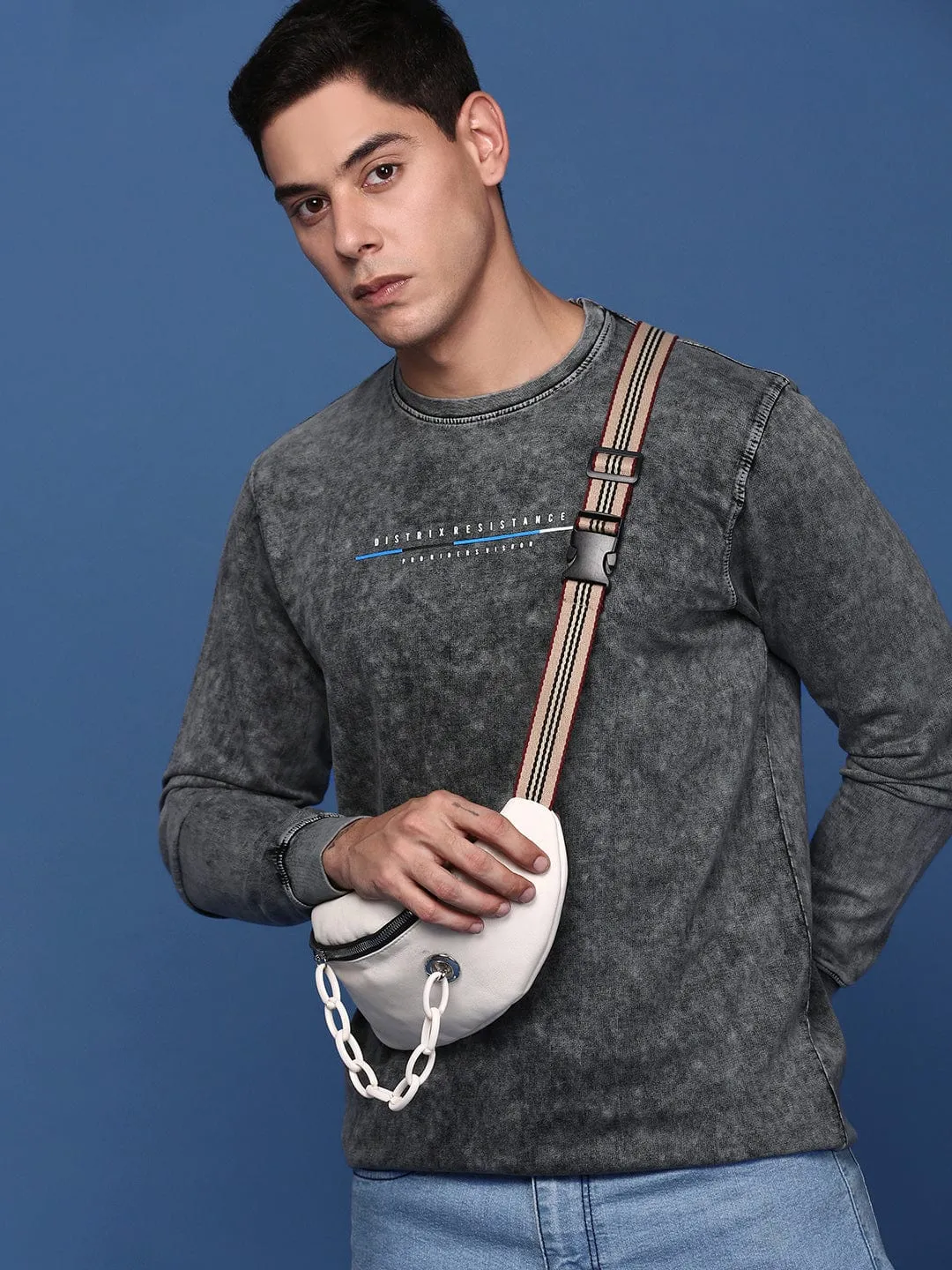 Men's Round Neck Solid Grey Casual Pullover Classic Layer