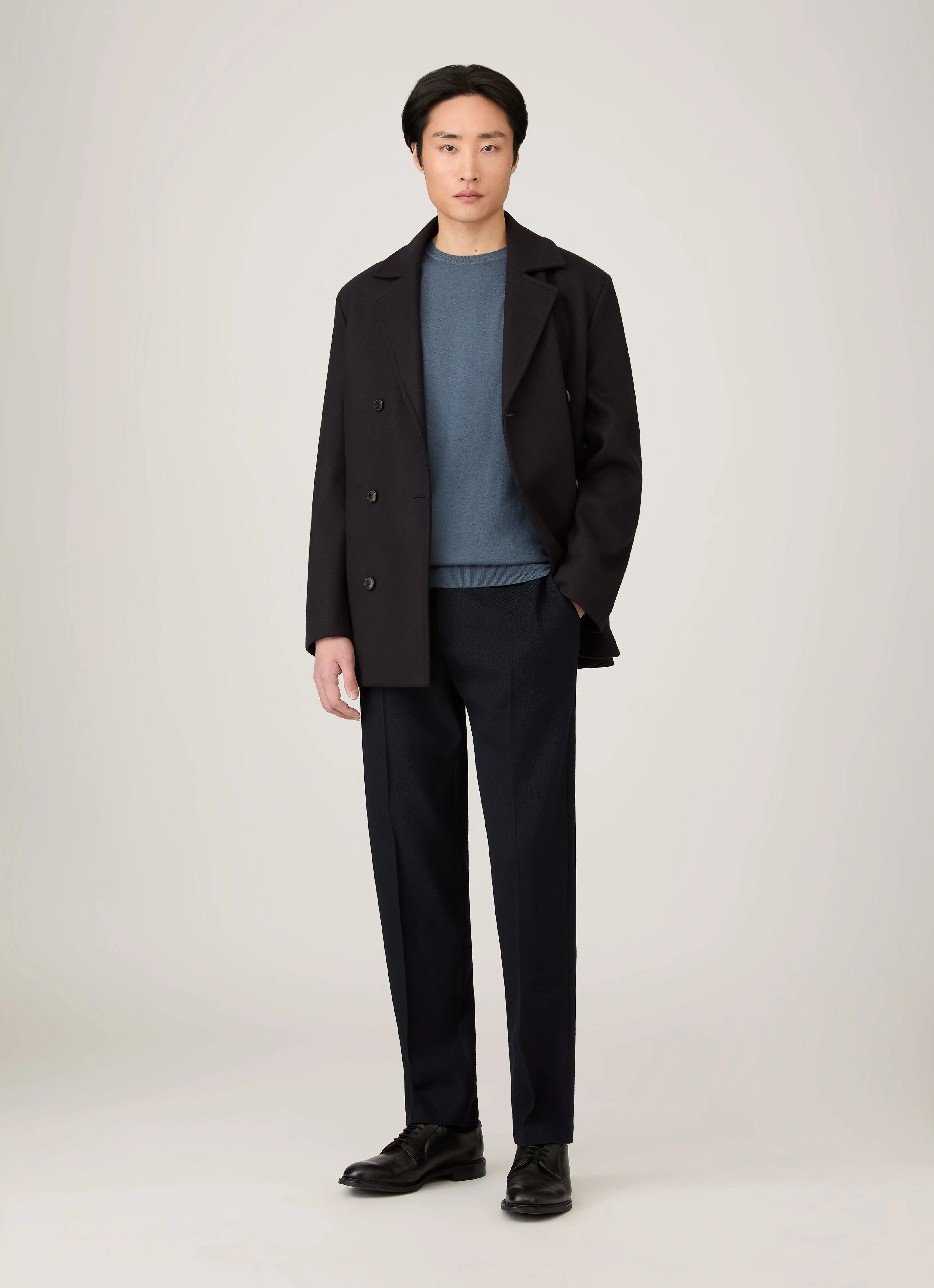 Men's Sea Island Cashmere Crew Neck Jumper in Slate Blue Reinforced Hem Texture Tone