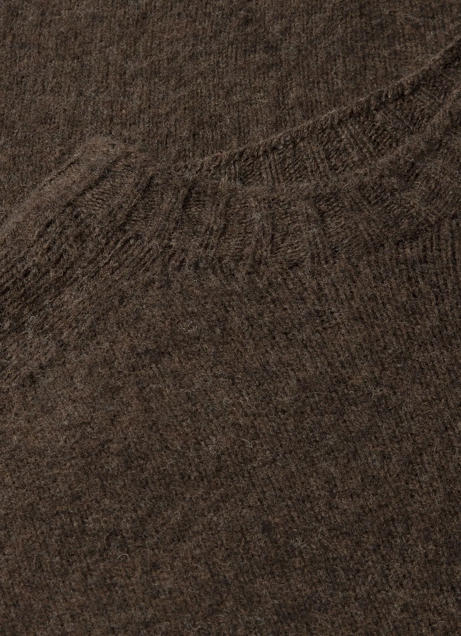 Men's Shetland Crew Neck Jumper in Bark Crisp Design MultiDirectional Elasticity