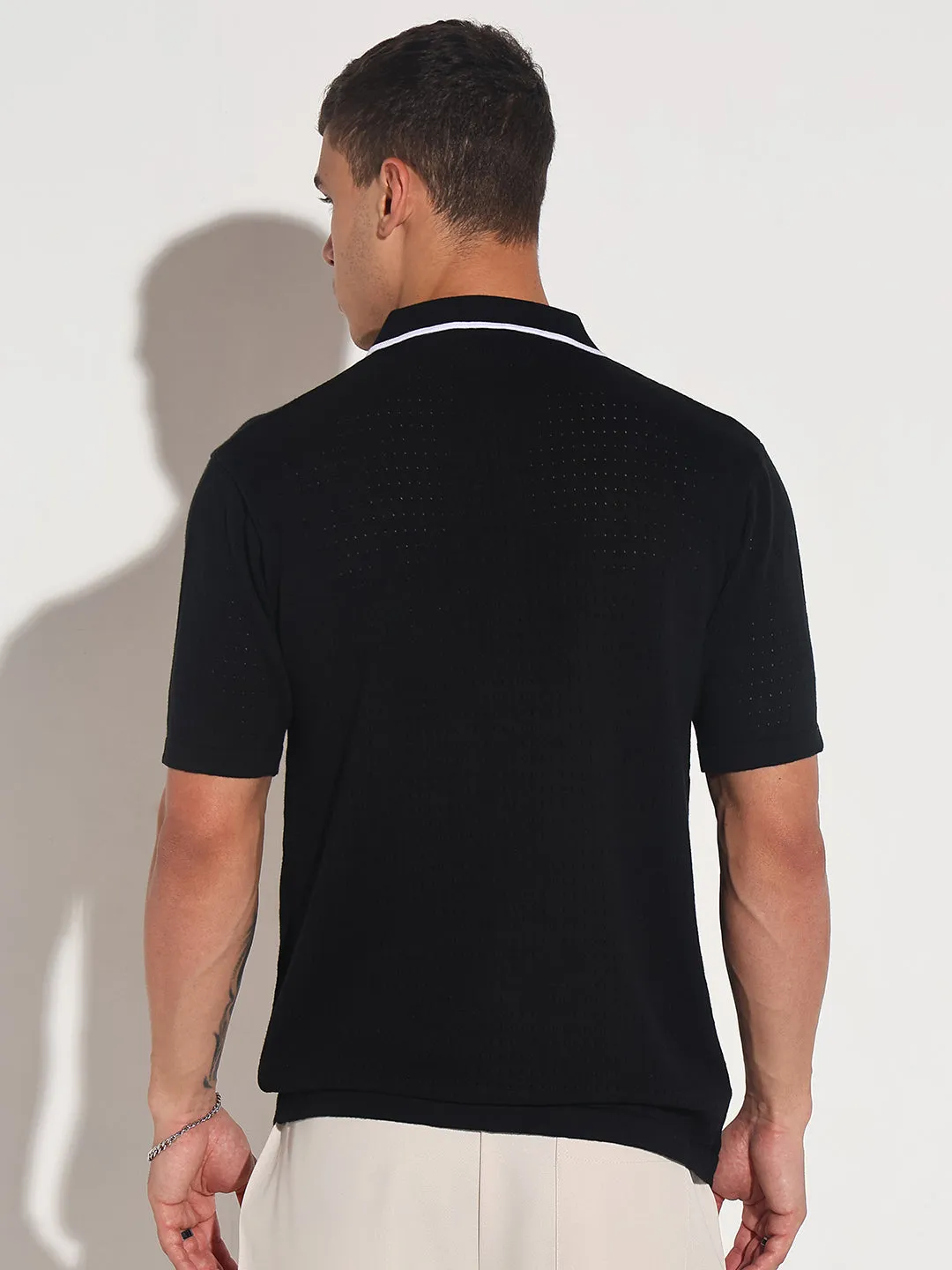 Men??s Textured Black Short Sleeve Polo T-Shirt with Contrast Zip Details MoistureWickingMaterial