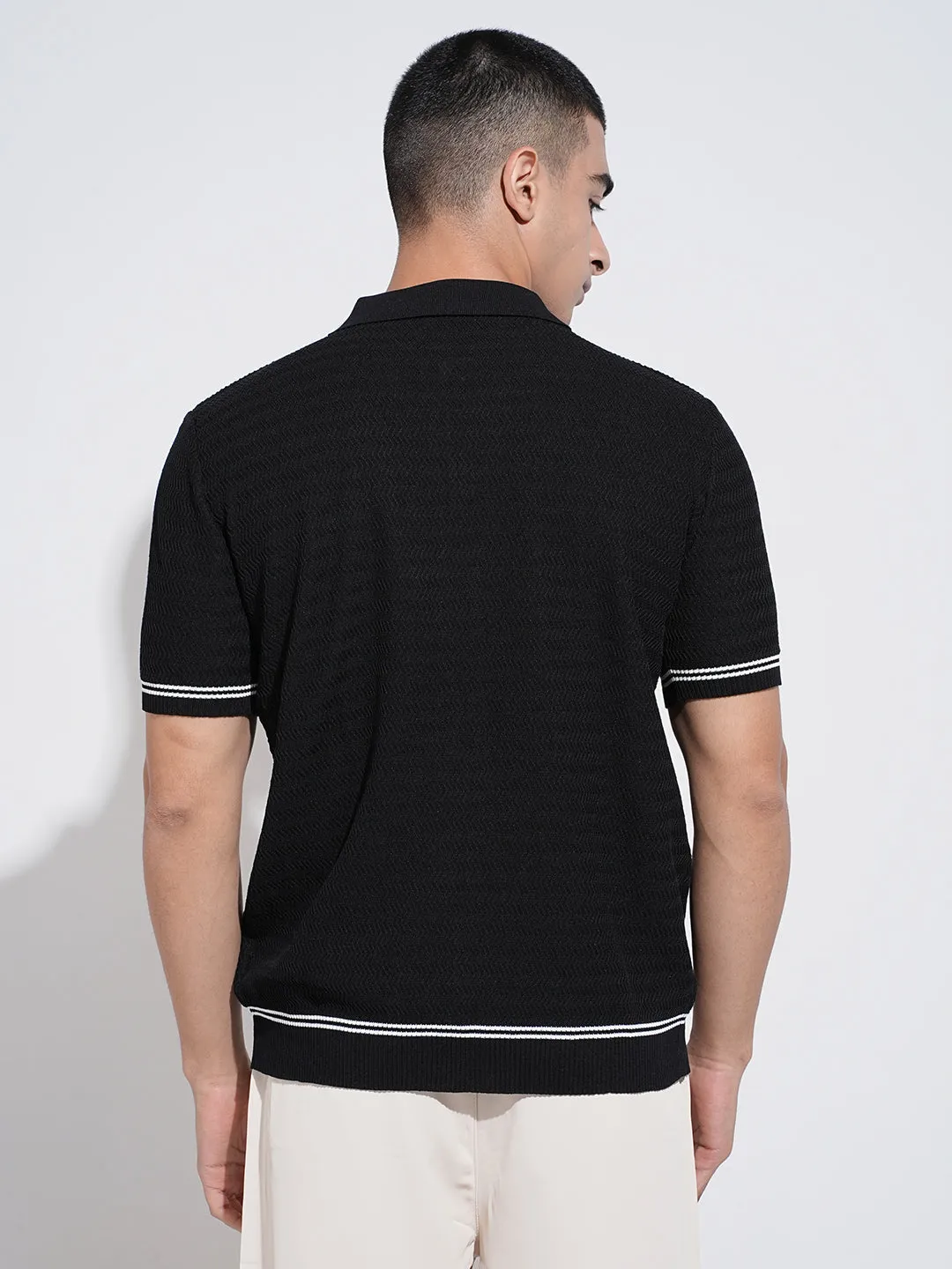 Men's Textured Black Short Sleeves Polo Collar Regular Fit T-Shirt HighCollared Design FlexibleWaistband