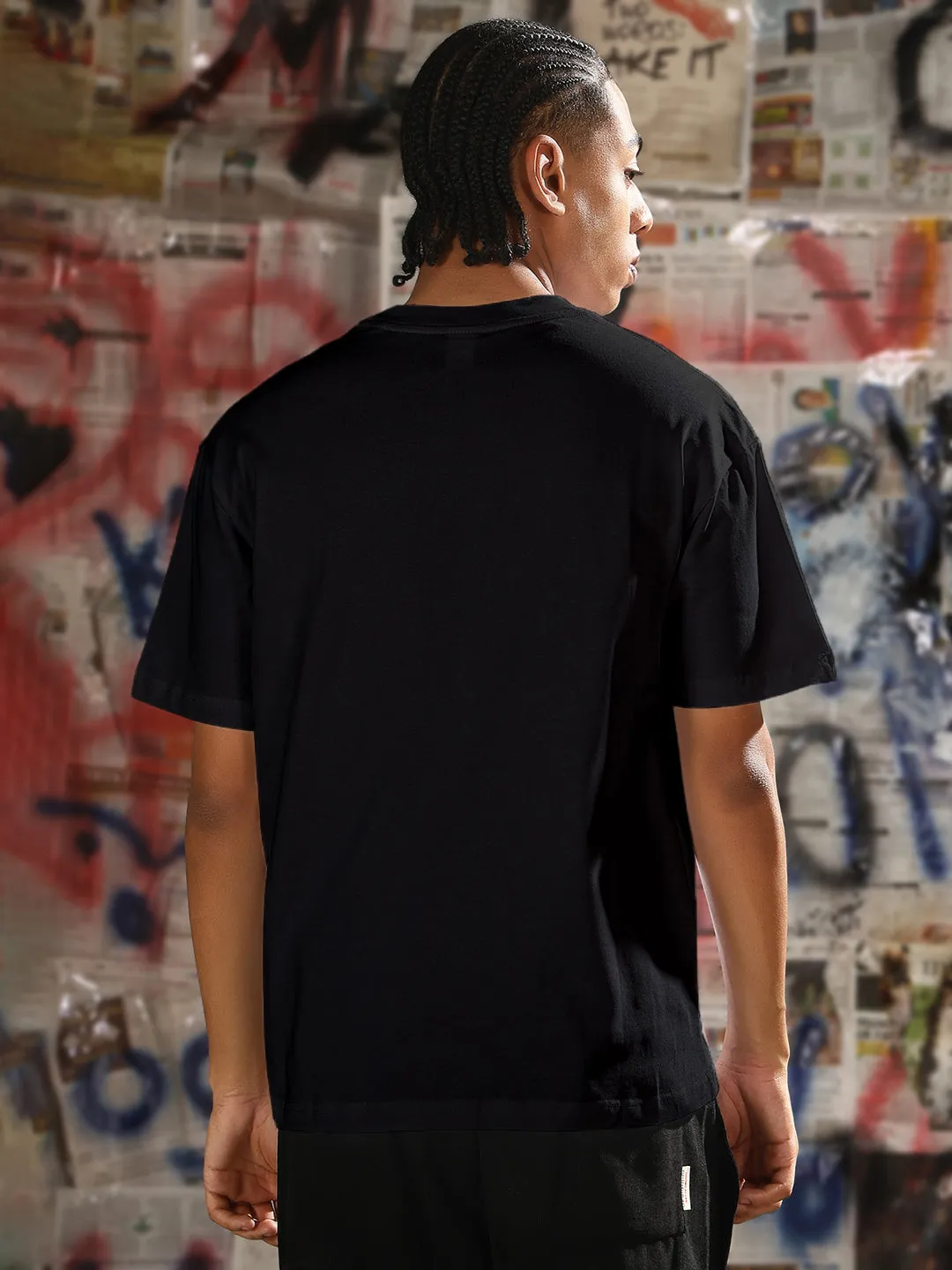 Easy Cool SplitHemDesign Men's Typography Printed Black Regular Fit T-Shirt