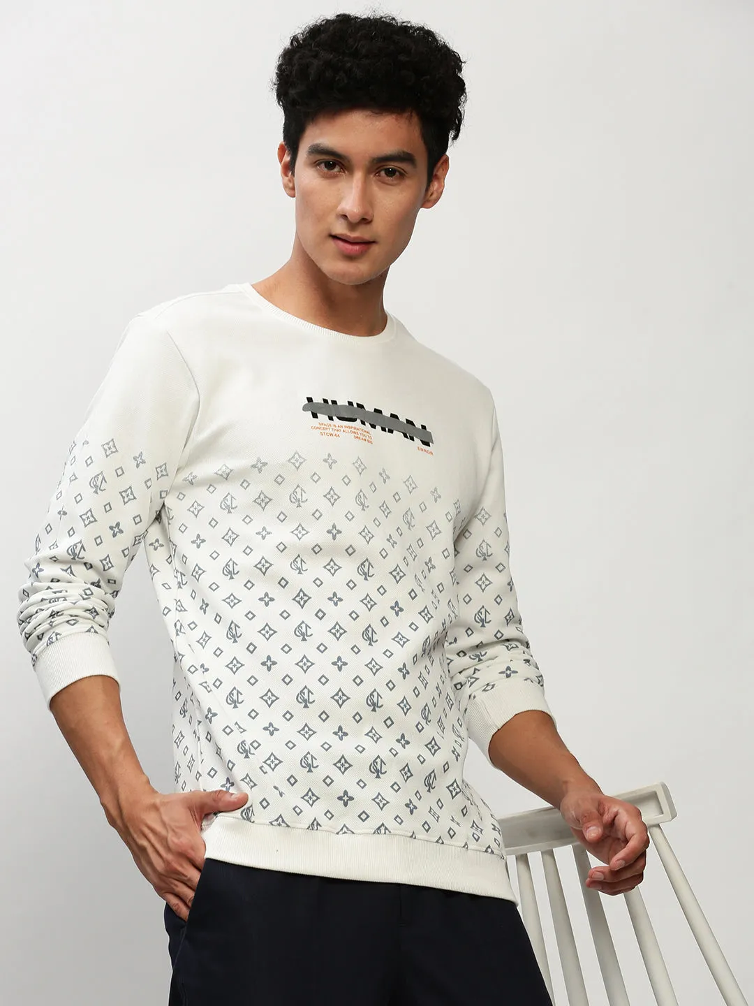 Active Wearable Men's White Conversational Printed Cotton Sweatshirt