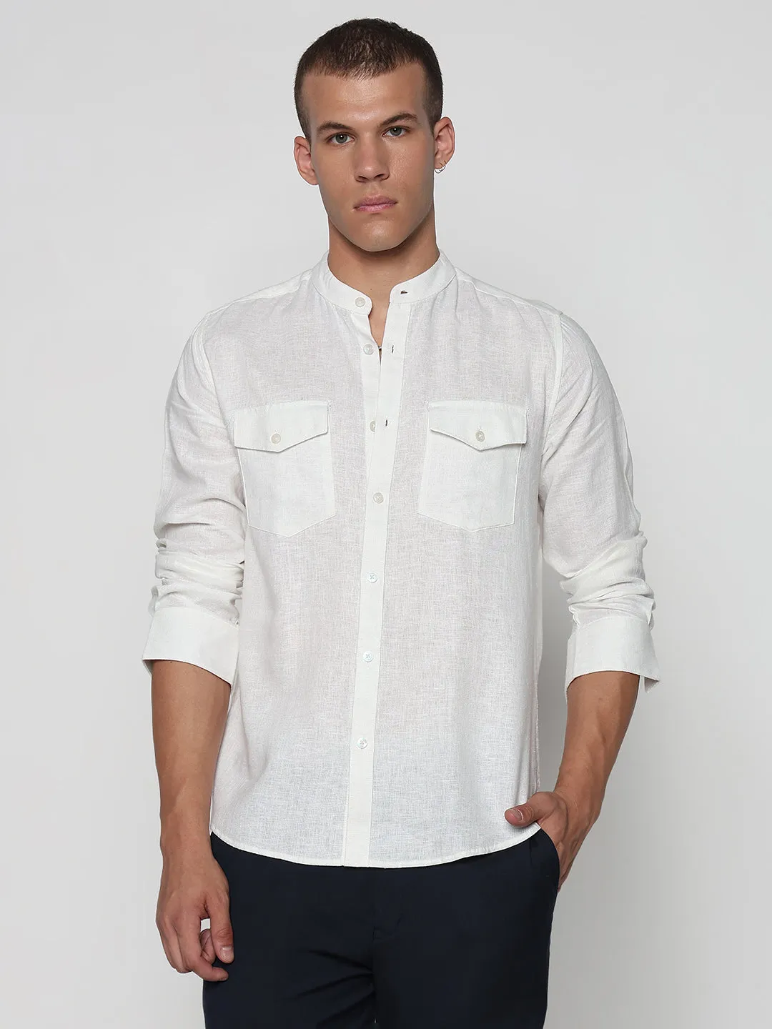 Casual Bottoms Men's White Mandarin Collar Slim Fit Shirt with Pockets