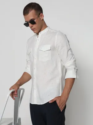 NonRestrictiveSilhouette Windproof Fabric Men's White Mandarin Collar Slim Fit Shirt with Pockets