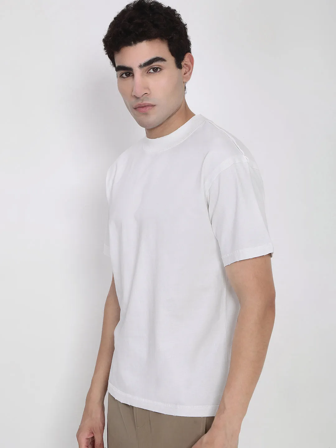 Wardrobe Essential Men's White Regular Fit T-Shirt