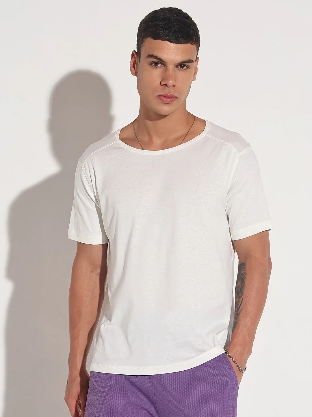 Men's White Round Neck Regular Fit T-Shirt Smart Fit