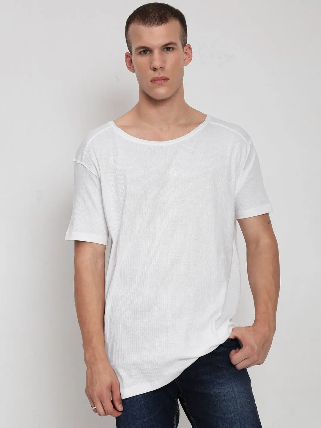 High End Model Glow Men's White Round Neck Regular Fit T-Shirt