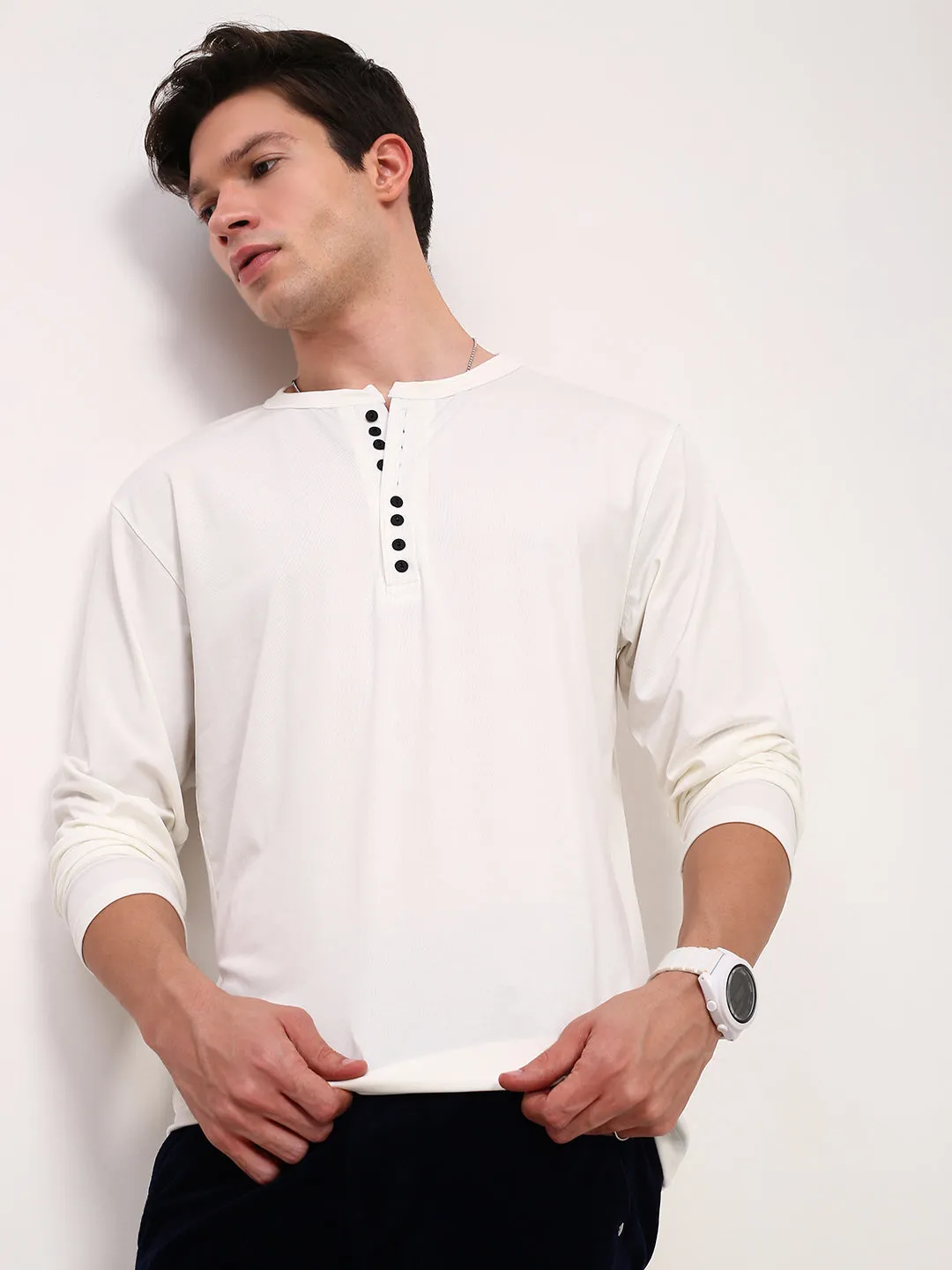 Half sleeve Unique selling points Men's White Solid Henley Neck Cotton T-Shirt