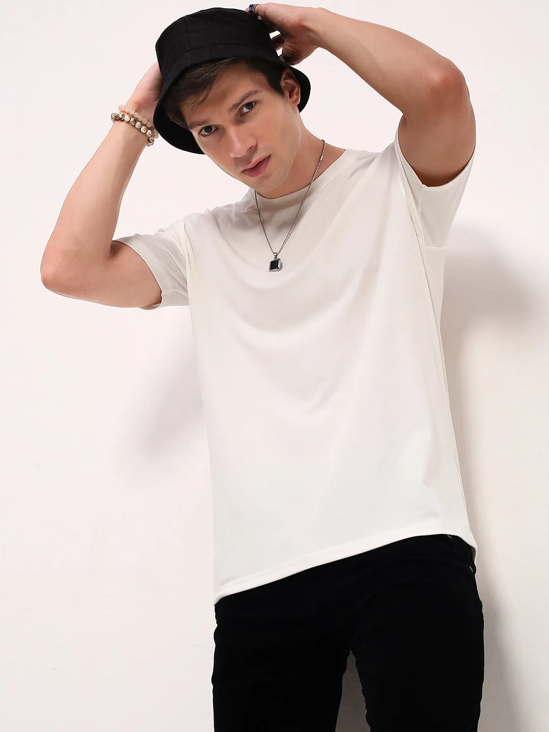 Warm Layers product bag functionality Men's White Solid Round Neck Cotton Relaxed Fit T-Shirt