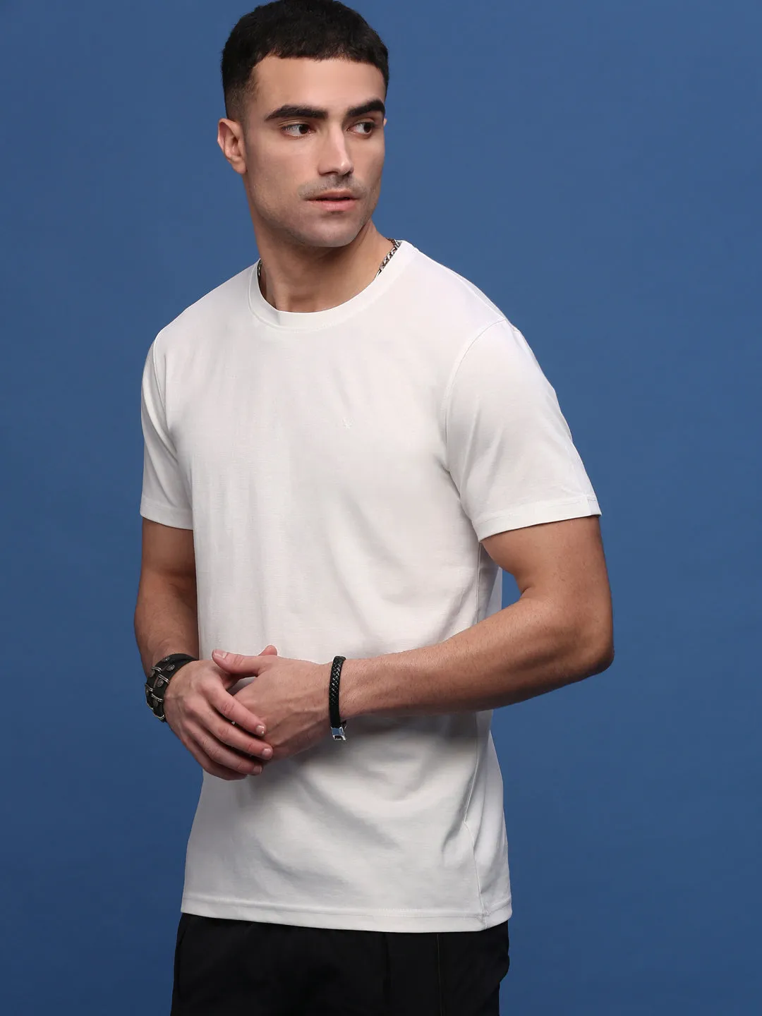 Quick-Dry Tech product belt definition Men's White Solid Round Neck Cotton Slim Fit T-Shirt
