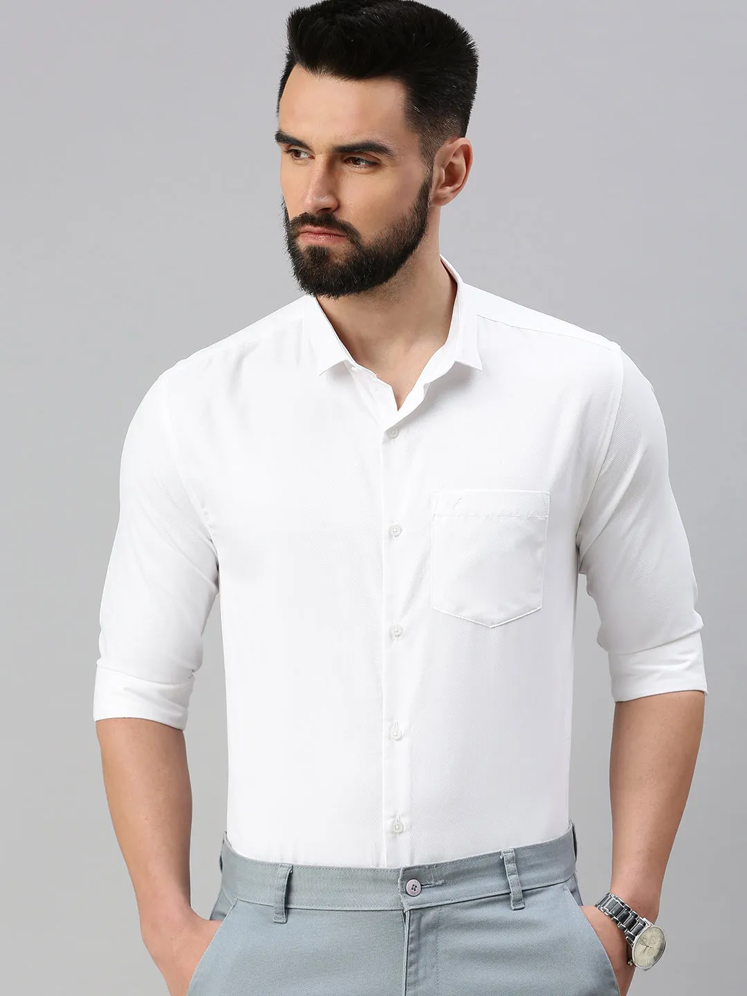 Light Sweatshirt Men's White Solid Slim Fit Shirt