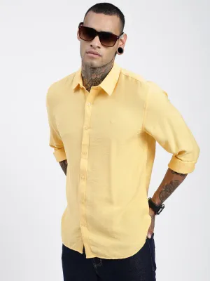 Queen Glow Comfortable Outerwear Men's Yellow Standard Spread Collar Solid Cotton Casual Shirt