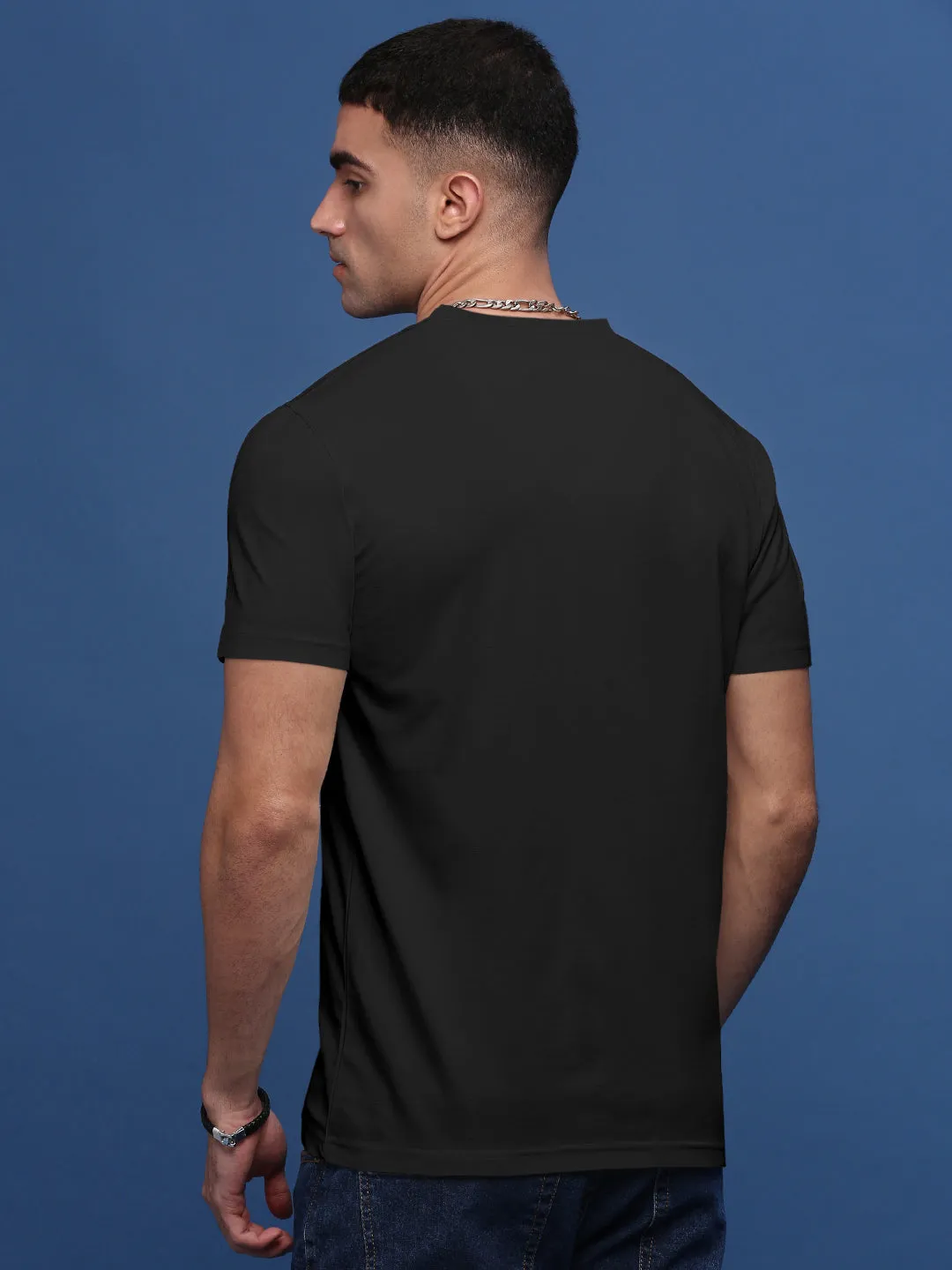 active top Men's V-Neck Black Slim Fit T-Shirt