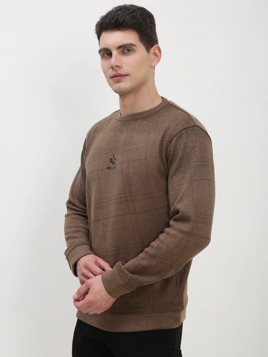 Men's Brown Graphic Print Round Neck Pullover Sweatshirt Chill Layer