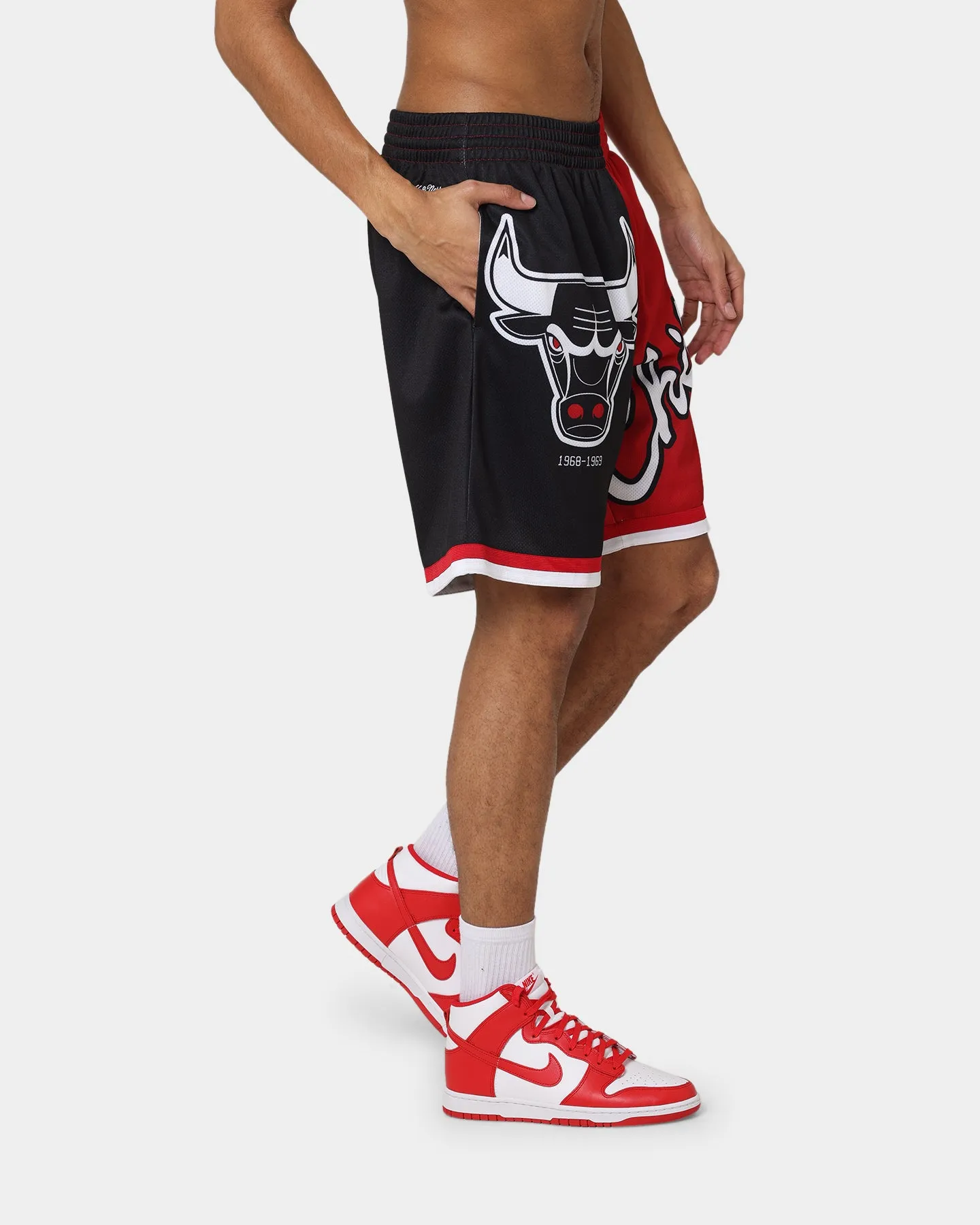 Mitchell & Ness Chicago Bulls Big Face 5.0 Shorts Black Classic Vibe