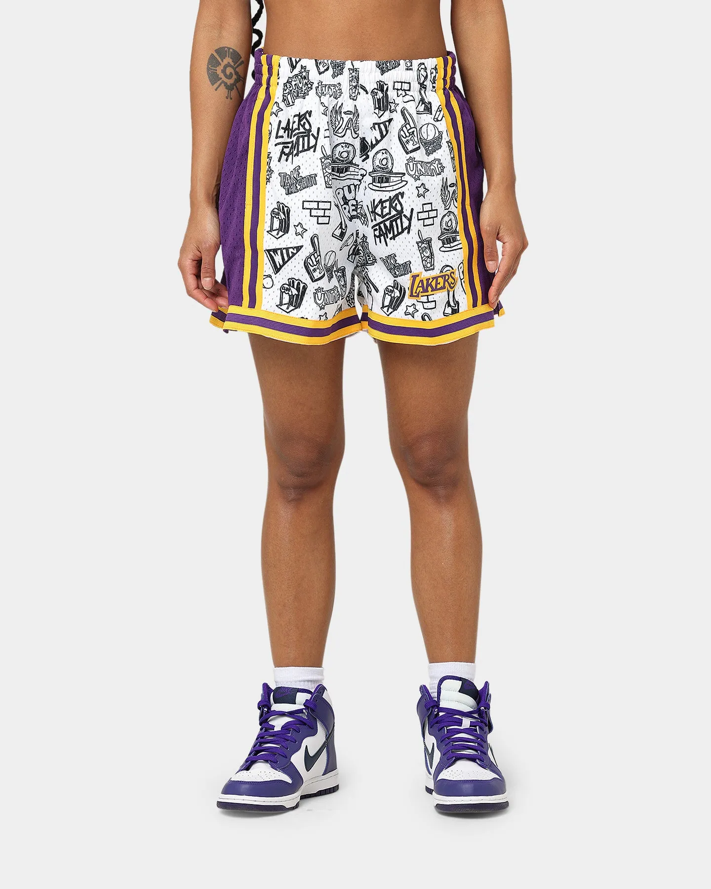 Mitchell & Ness Women's Los Angeles Lakers Doodle Shorts White Easy Stretch