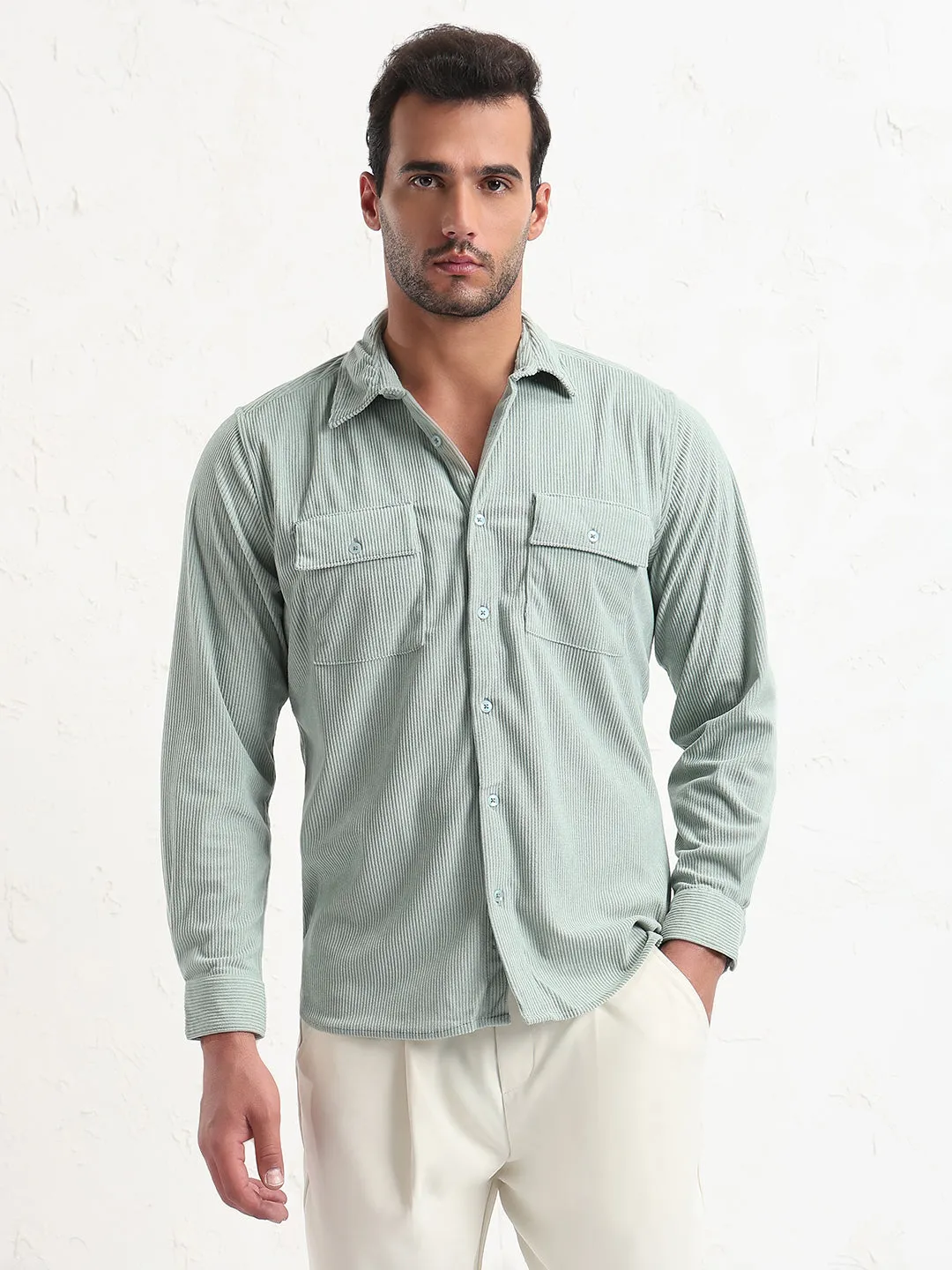 HeavyDuty Zipper Men's Green Solid Slim Fit Shirt