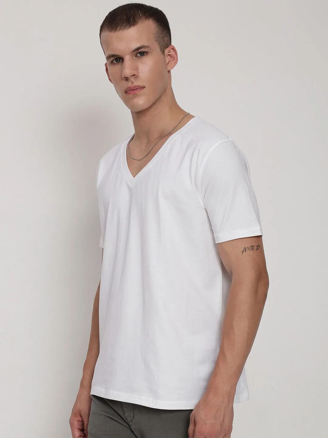 Men's White V-Neck Regular Fit T-Shirt Office Attire