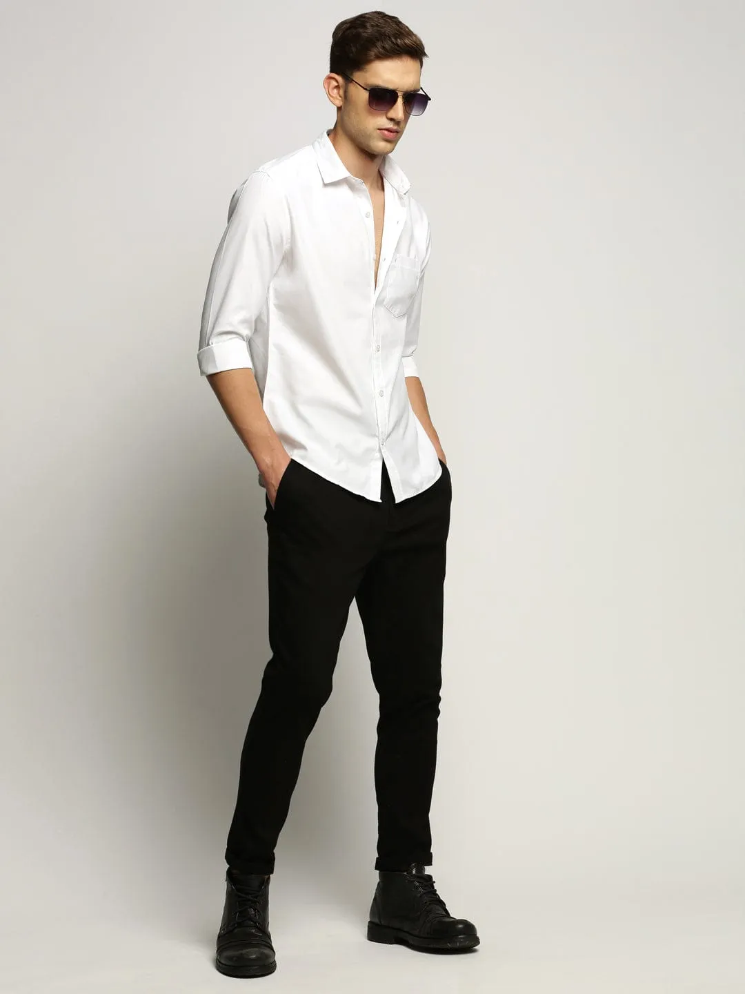 Spirit Glow Men's White Spread Collar Slim Fit Shirt
