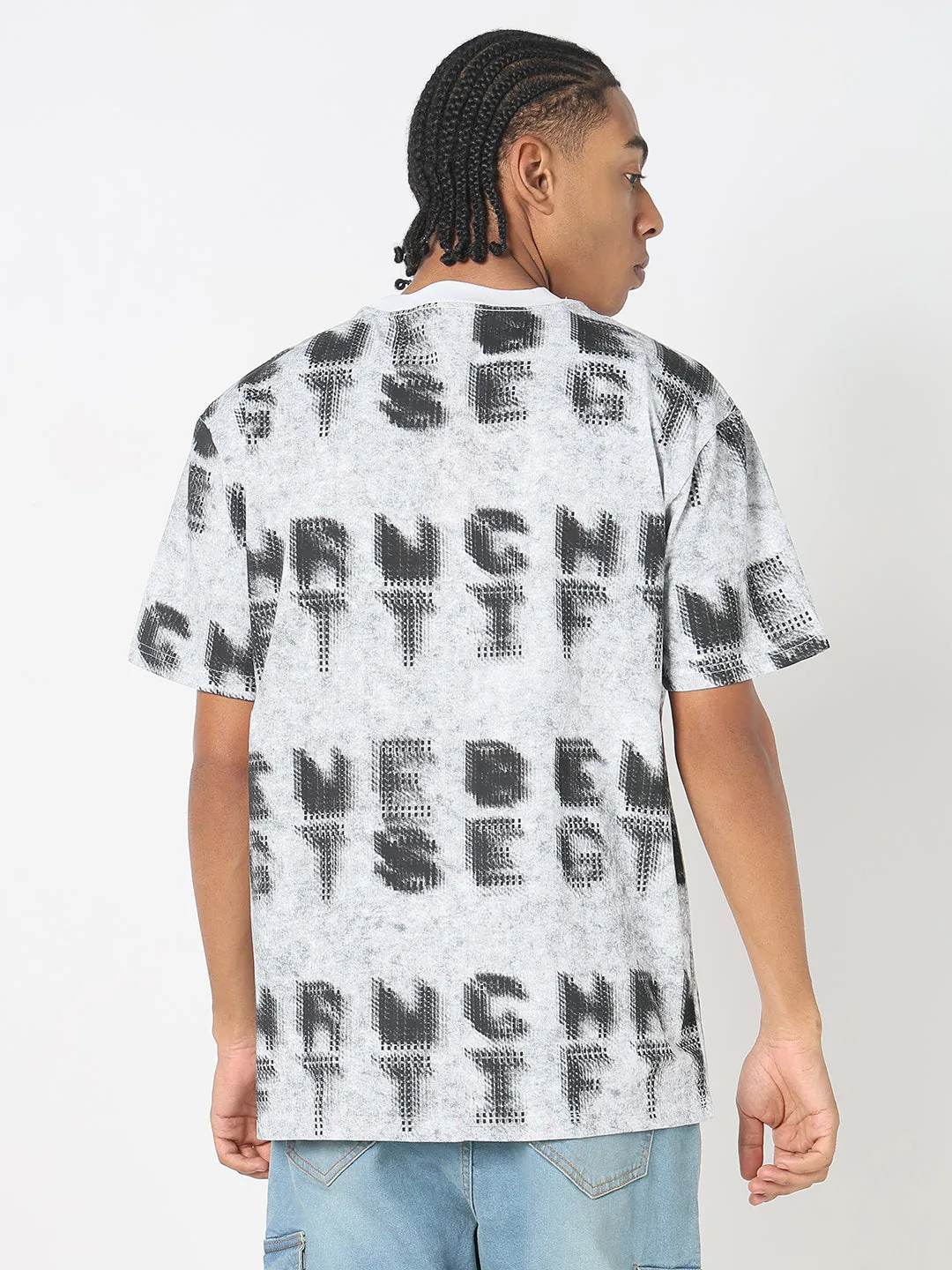 Men's Casual White Typography T-Shirt Young Edge Trendy Hat