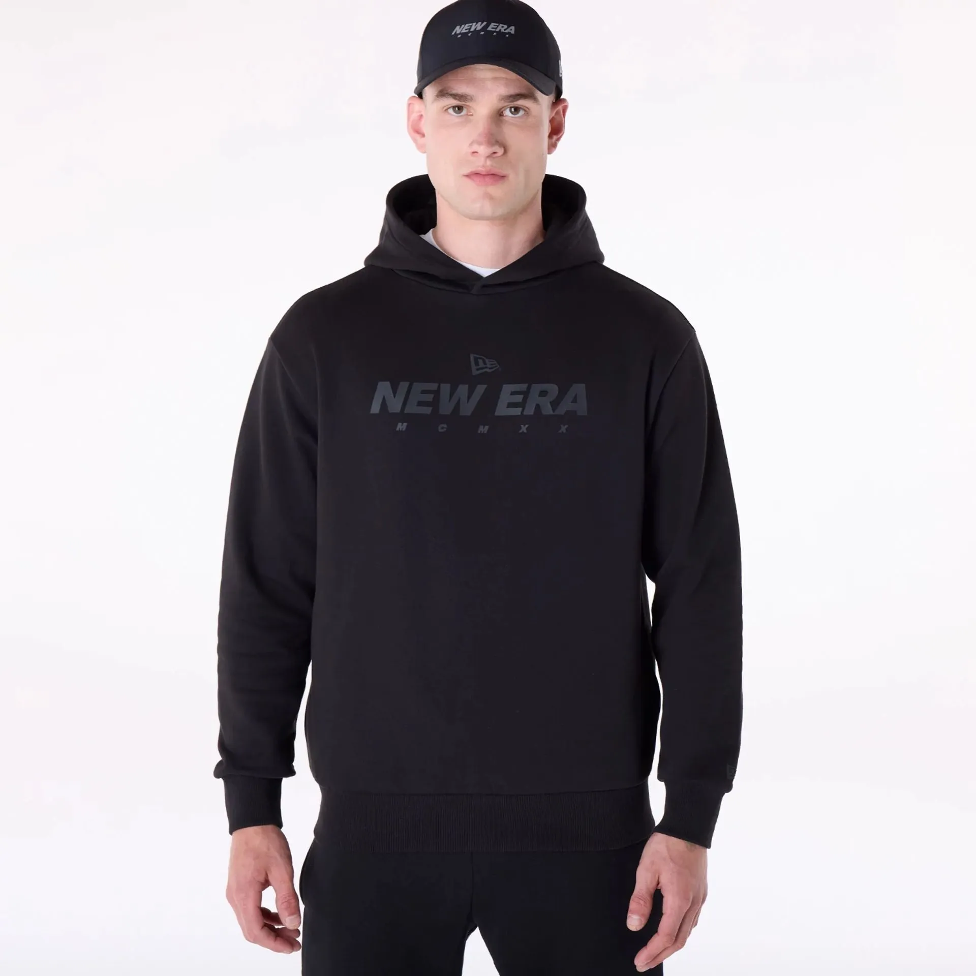 New Era Flag Logo Black Oversized Pullover Hoodie Layered Wear