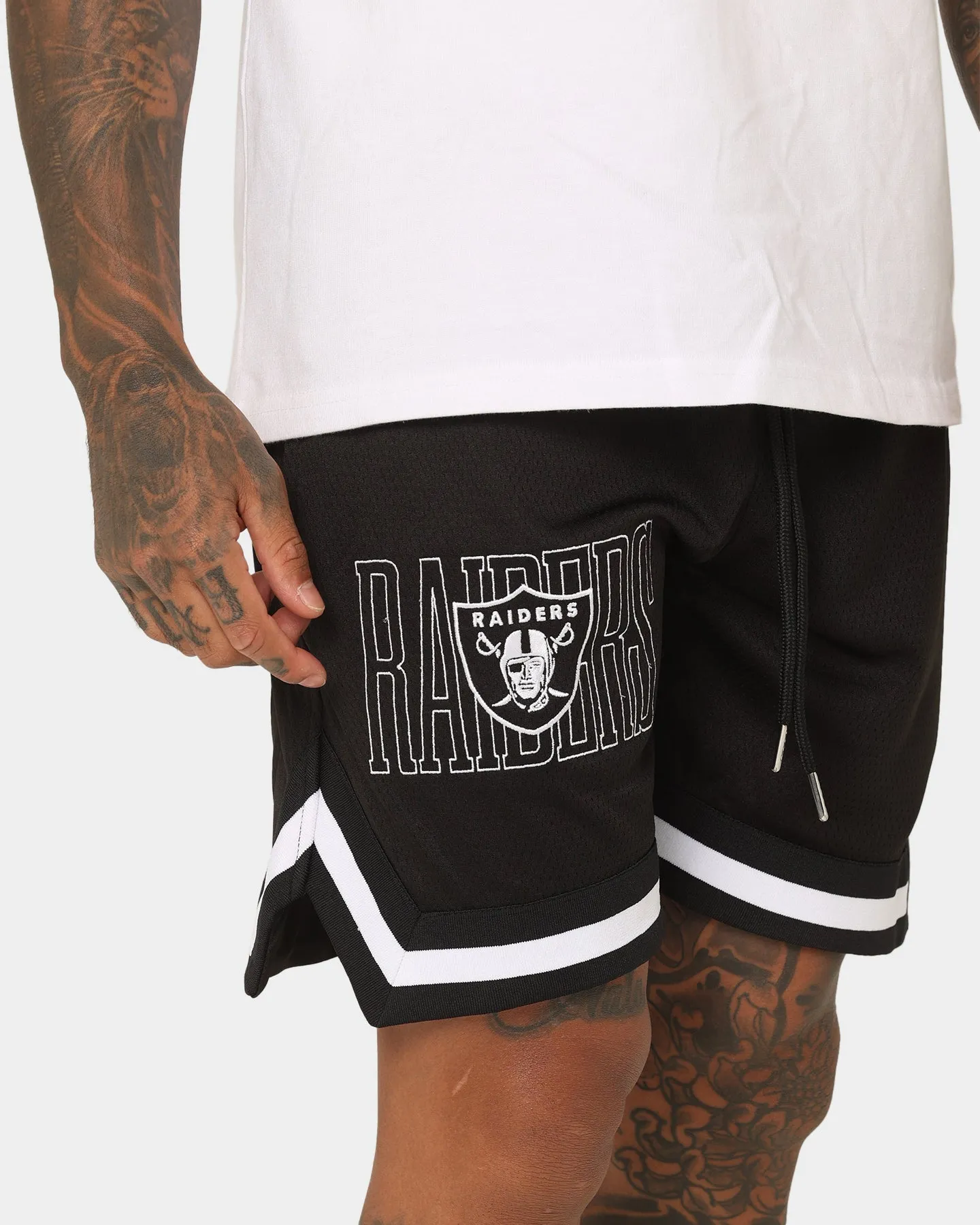New Era Las Vegas Raiders Mesh Shorts Black Tailored Fit