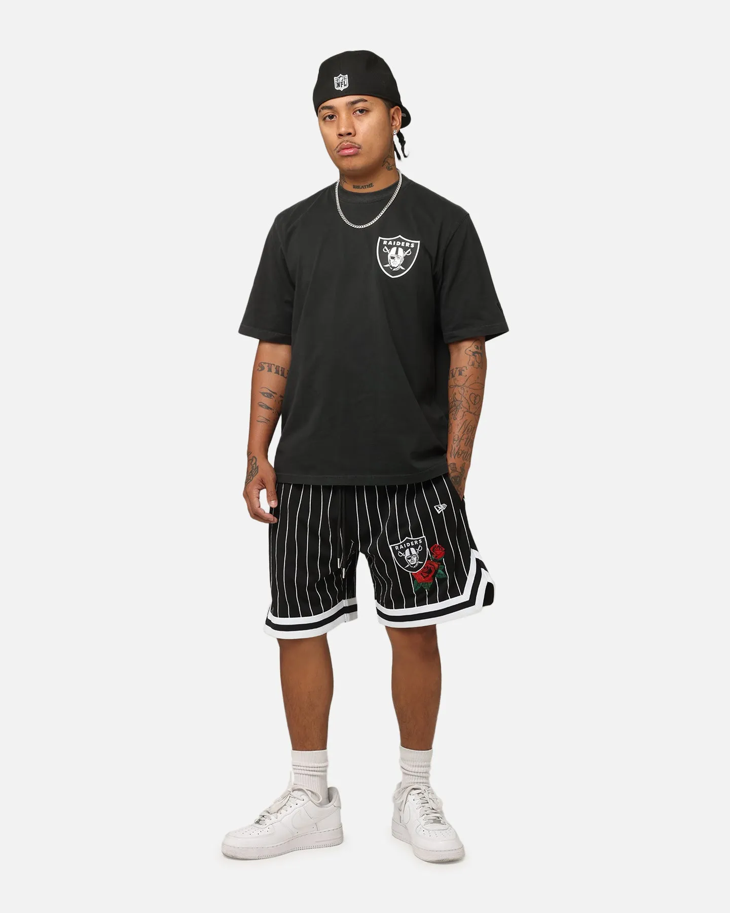 skateboarding outfit Cool Comfort New Era Las Vegas Raiders Rose Mesh Shorts Black
