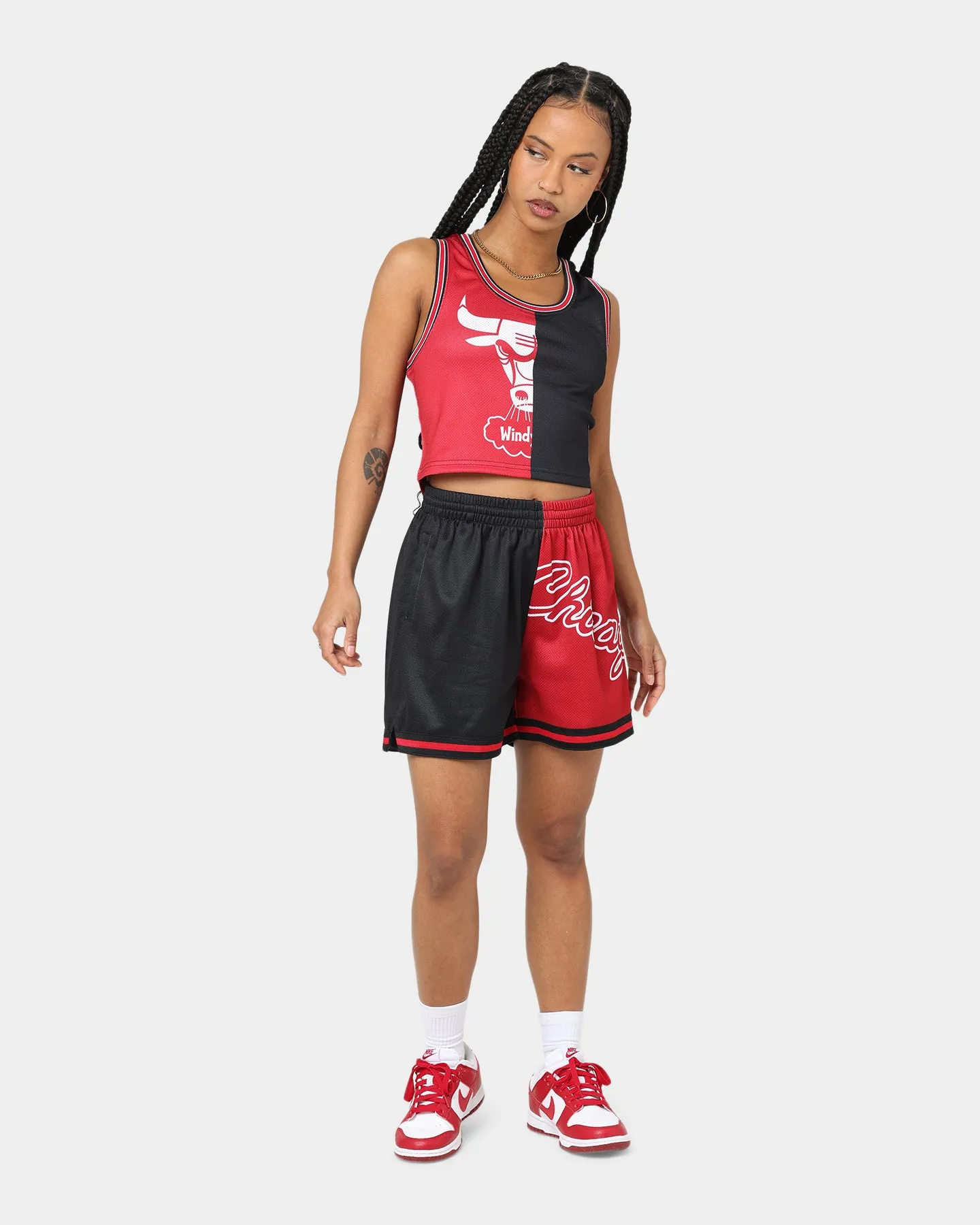 Mitchell & Ness Women's Chicago Bulls Big Face 5.0 Shorts Black ski wear