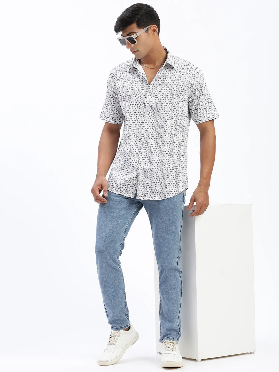 Men's Blue Mid-Wash Slim Fit Jeans Balanced Piece