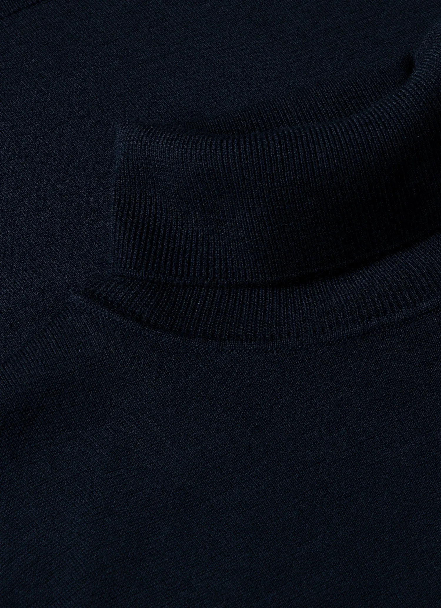 StaticFree Material Men's Extra-Fine Merino Roll Neck in Light Navy