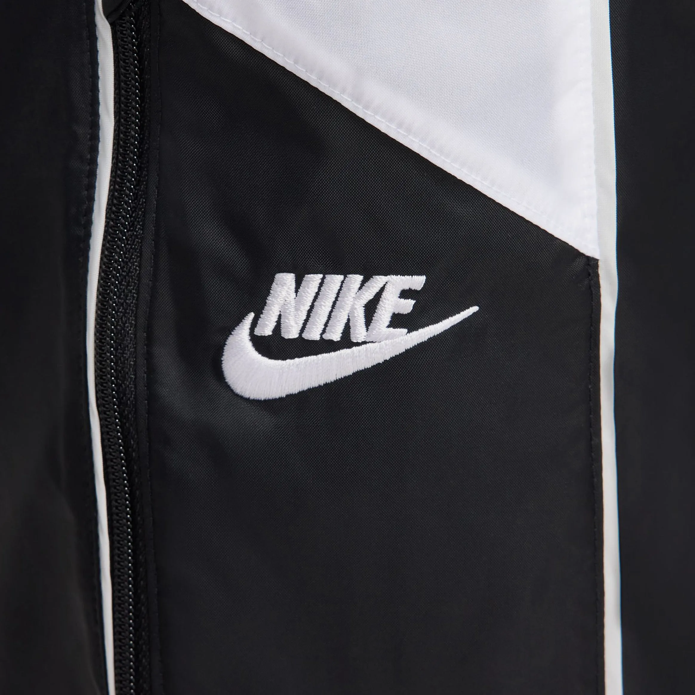 Cozy Material NSW Club Woven Joggers Mens Pants (Black/White)