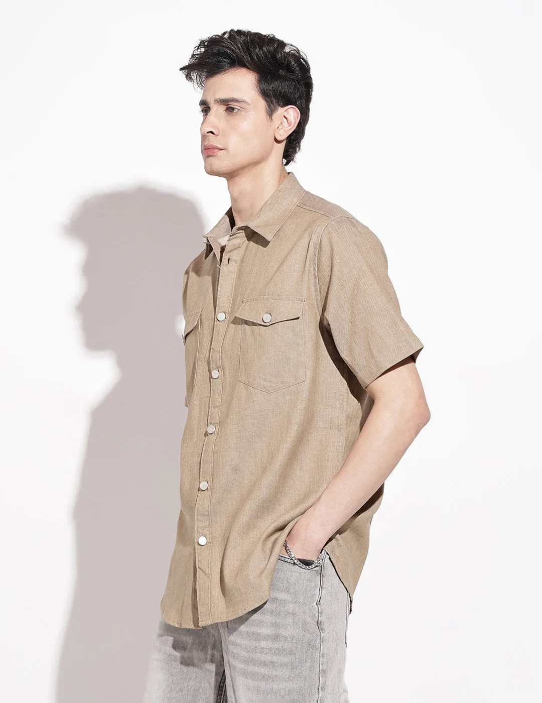 Style Mood Gloss Glow Men's Brown Spread Collar Shirt