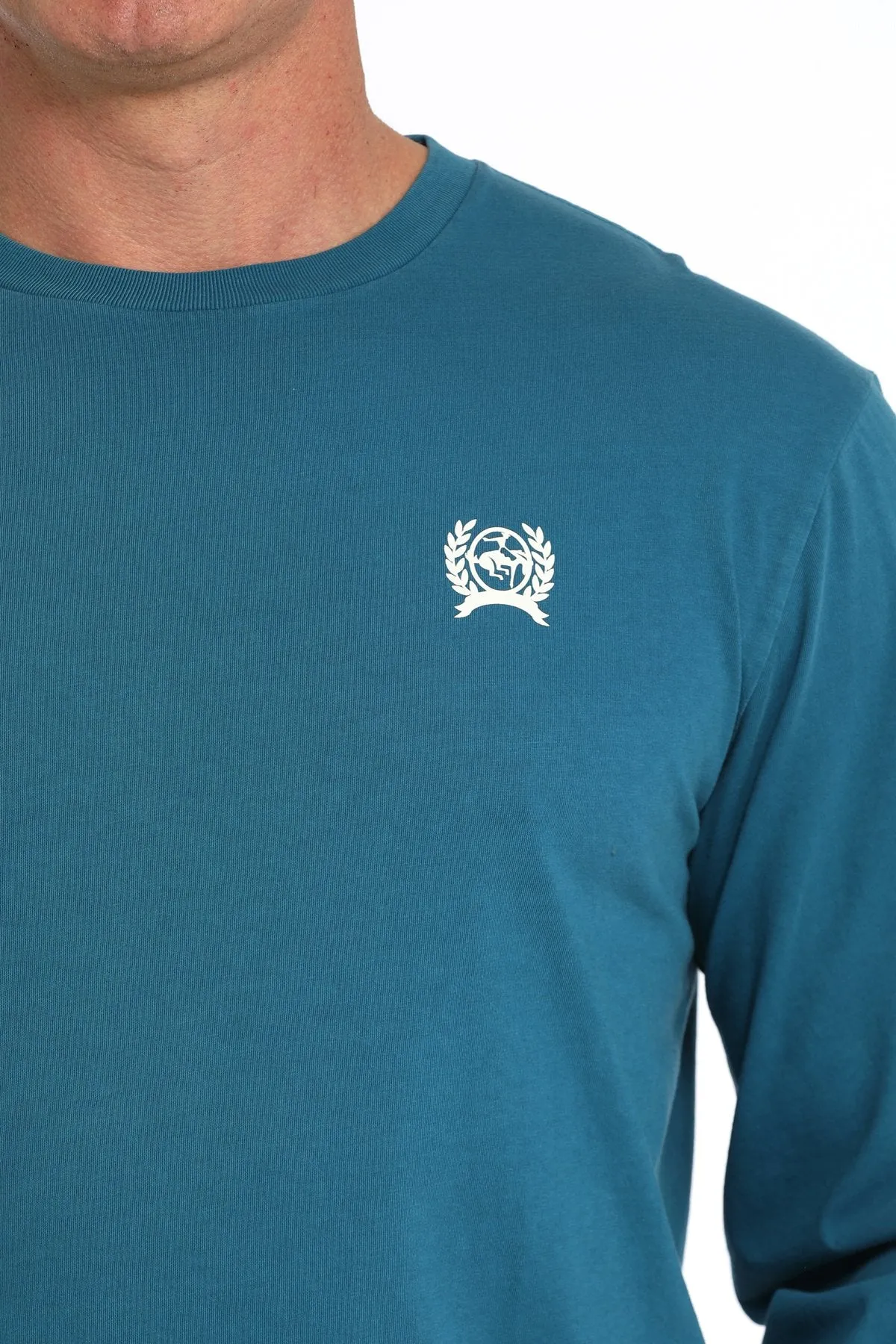 Cinch Men's "Cinch Cattleman's Saloon" L/S Graphic Logo T-Shirt in Teal Quick Fit Comfort and Ease