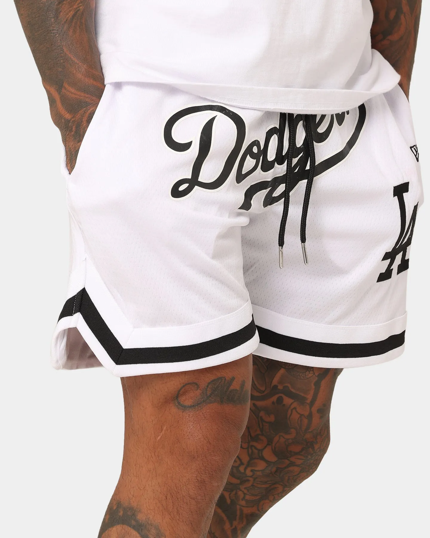 New Era Los Angeles Dodgers Mesh Shorts White Roomy Comfort