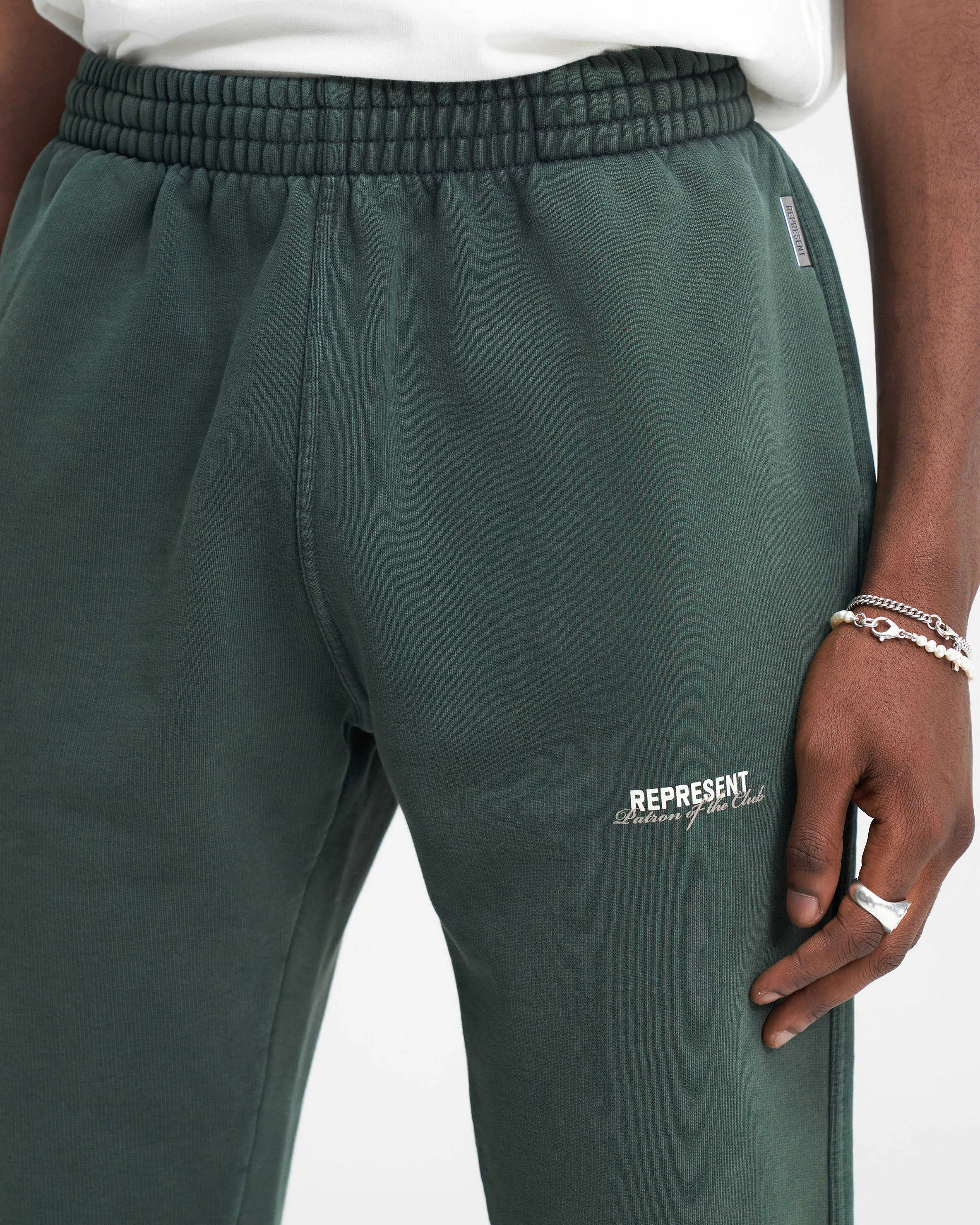 Relaxed Vibe Daywear Patron Of The Club Sweatpant - Forest Green
