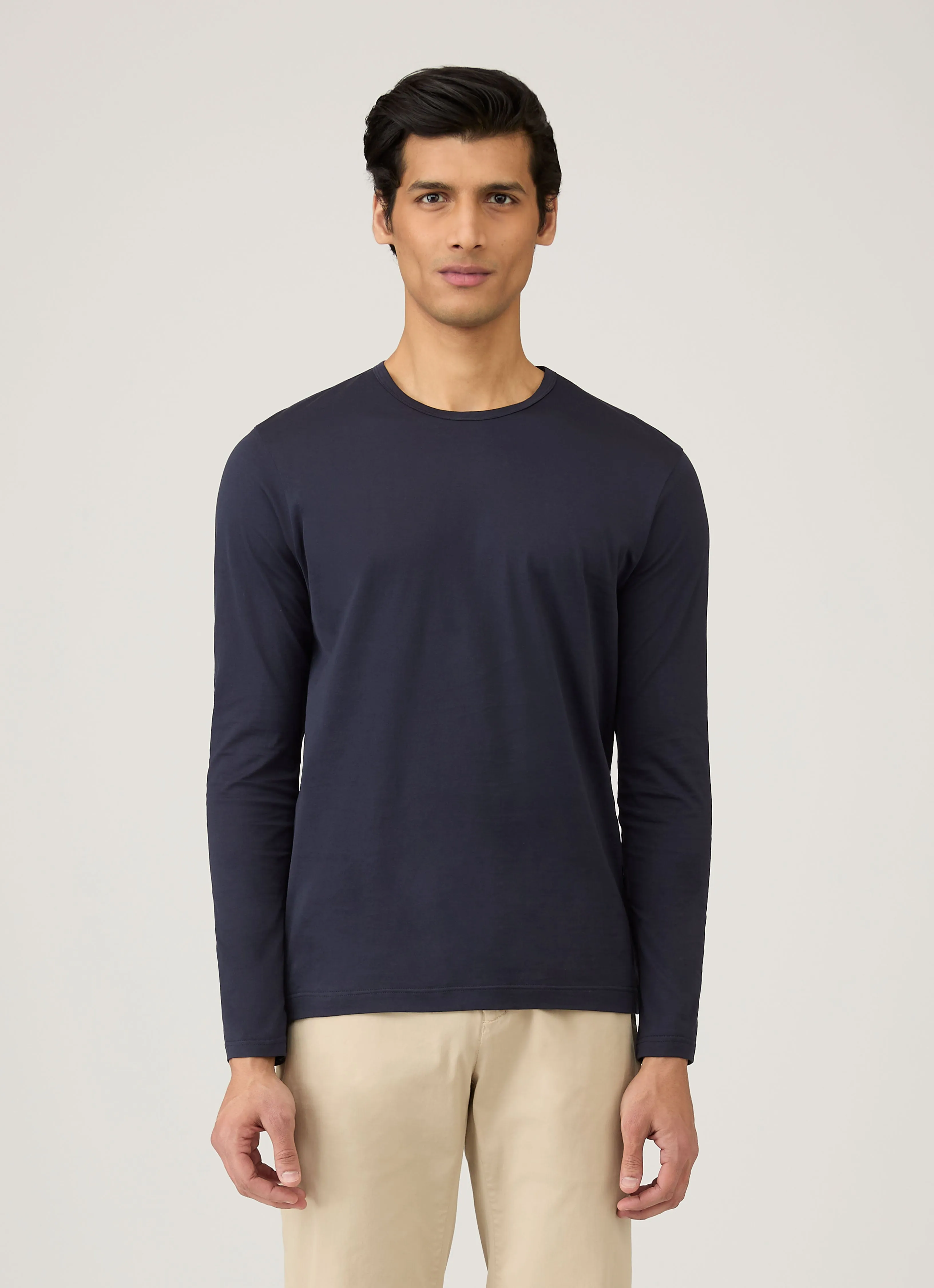 family gathering Men's Classic Long Sleeve T-shirt in Navy