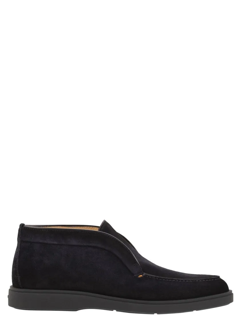 Outer Hallway Suede Leather Desert Boot